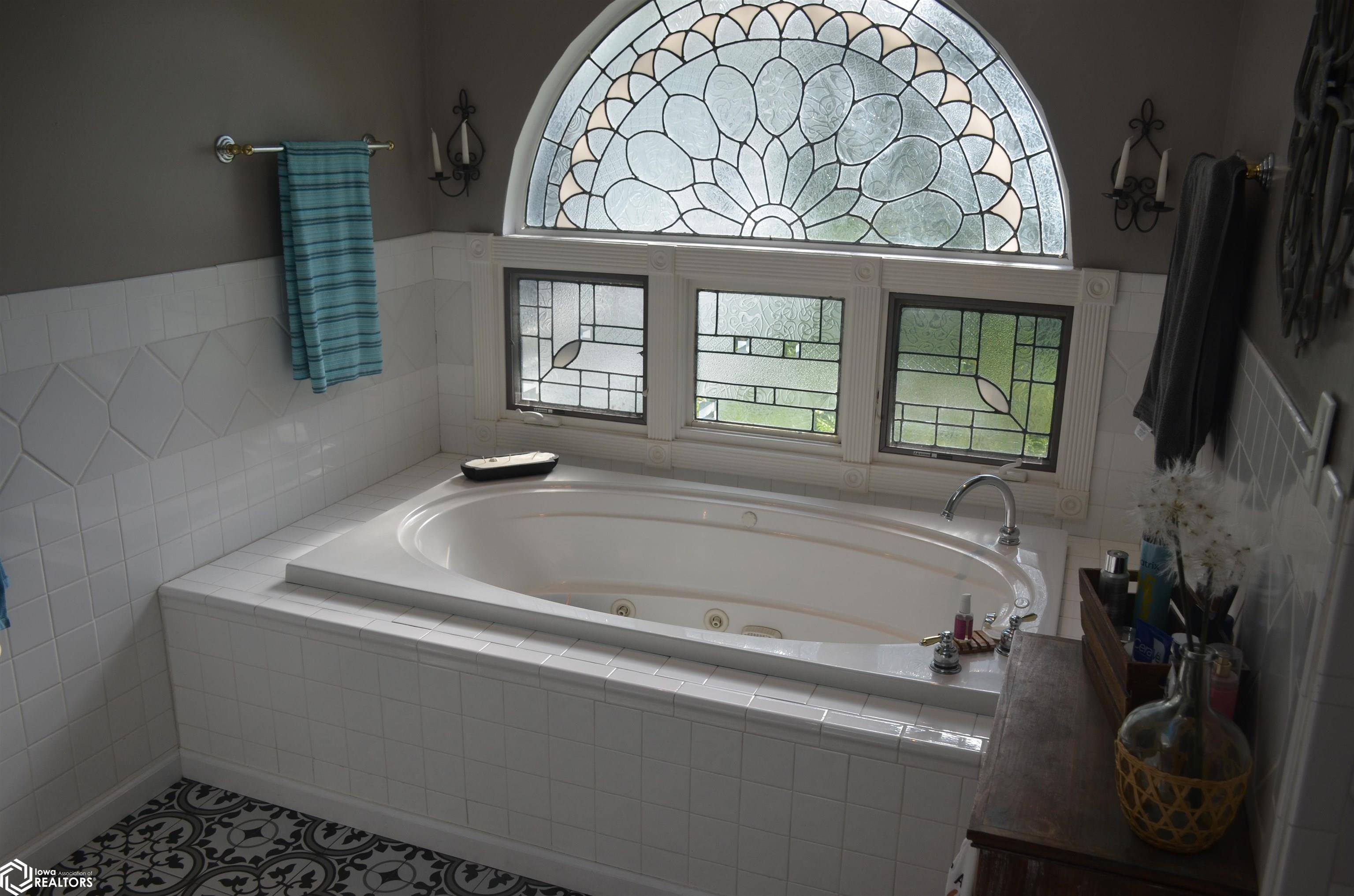 463 E Rochester St, Ottumwa, Iowa image 3