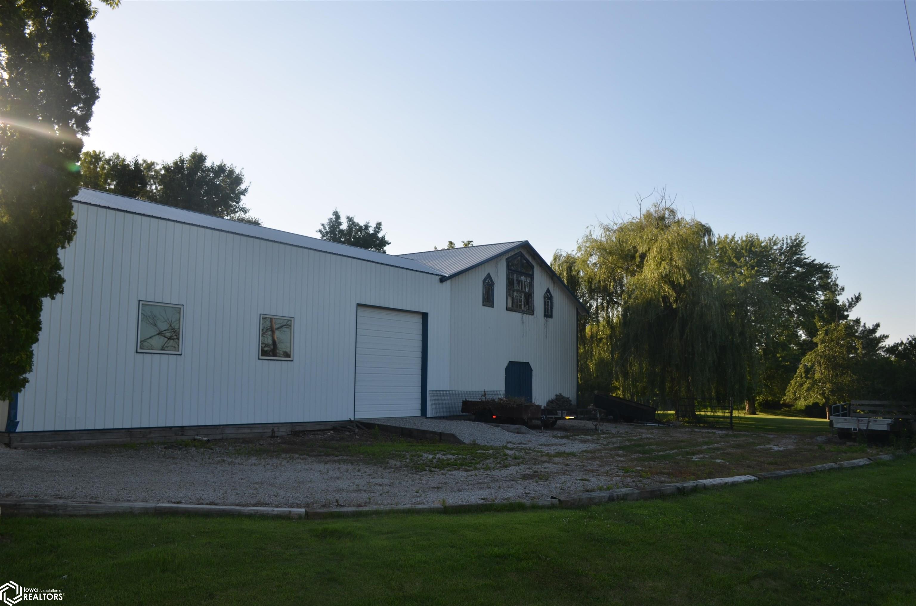 463 E Rochester St, Ottumwa, Iowa image 24