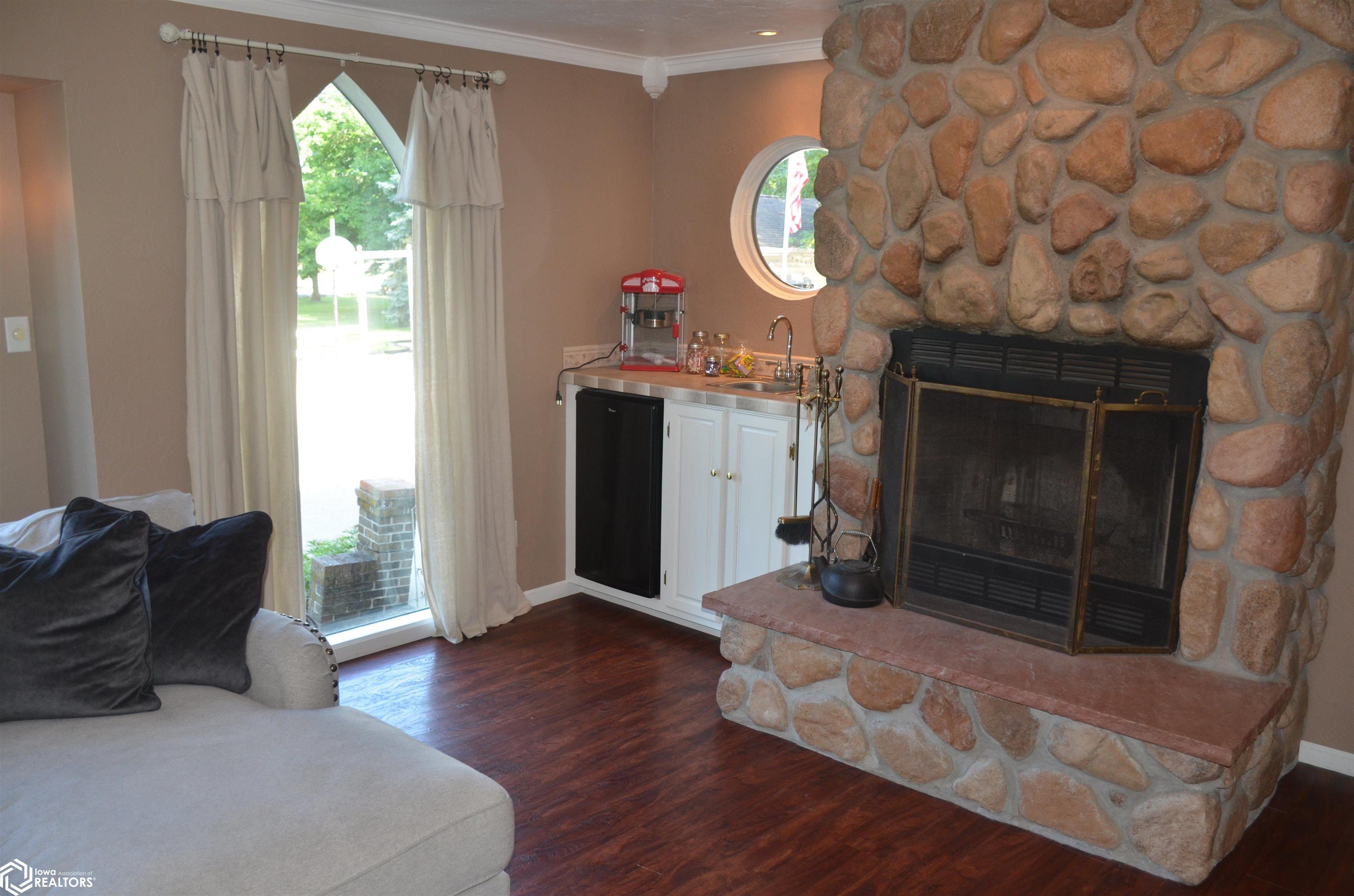 463 E Rochester St, Ottumwa, Iowa image 33