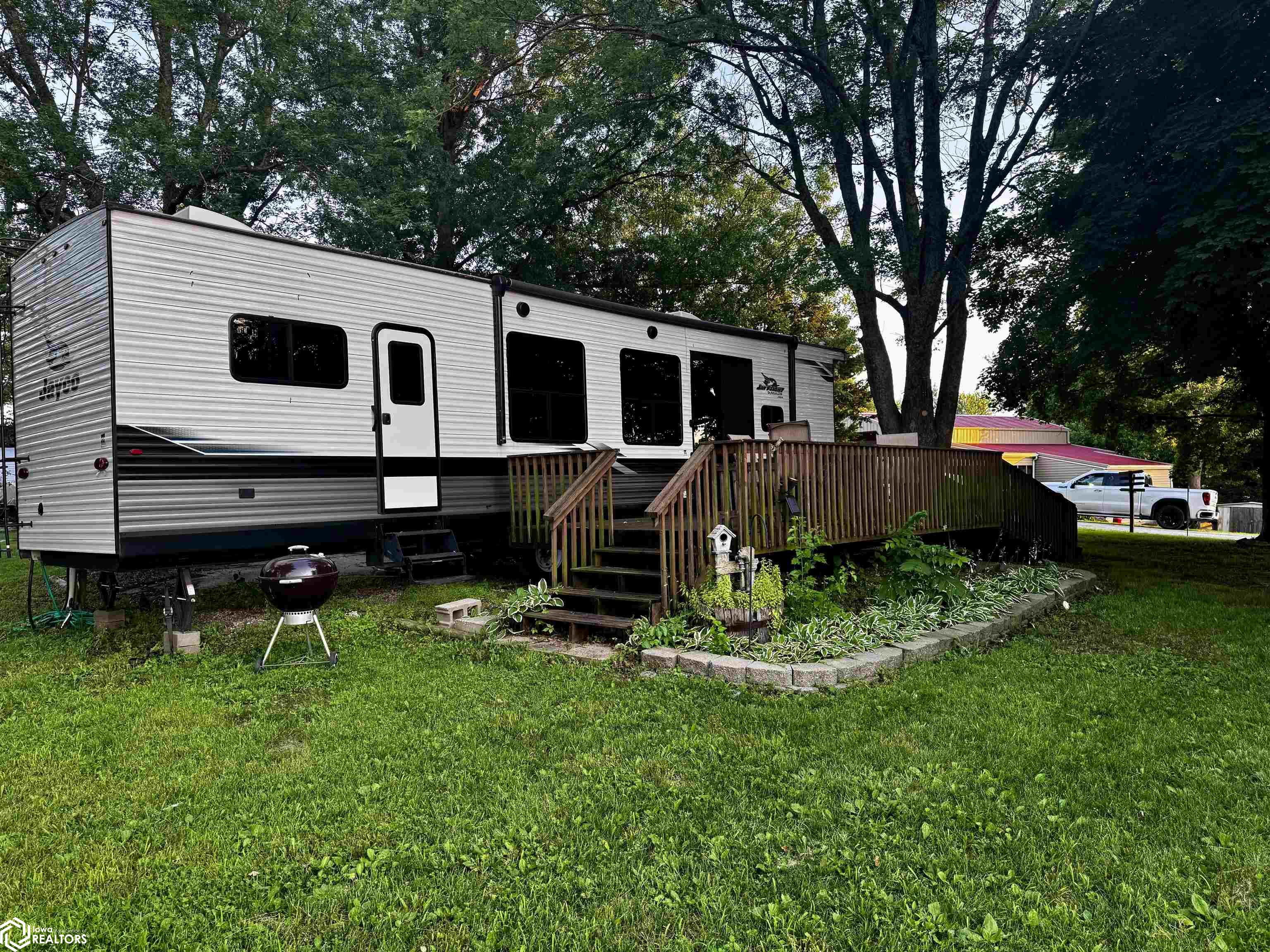 1350 Arrowhead Trail, Ellston, Iowa image 2