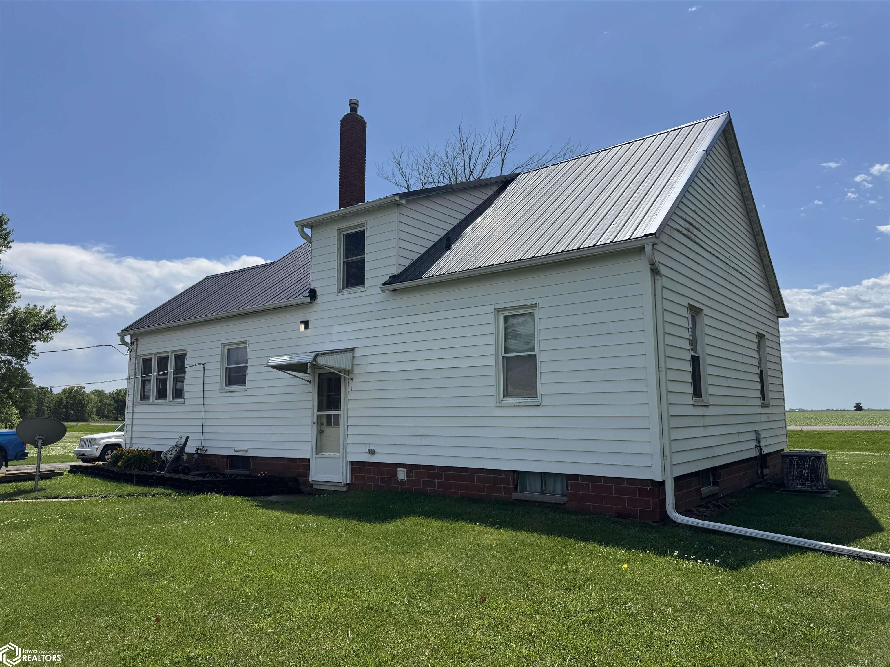 1844 Racine Avenue, Mount Union, Iowa image 4