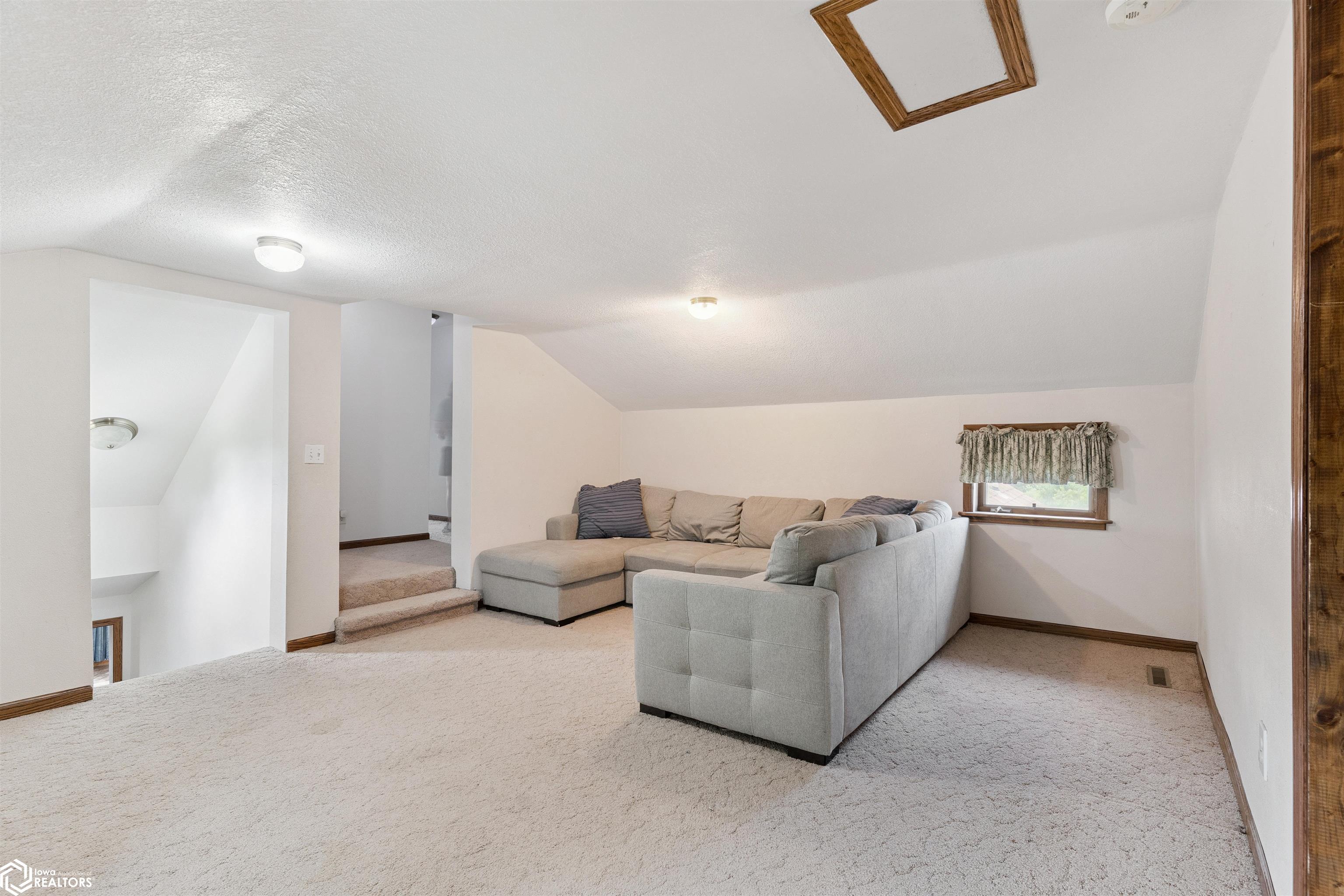 2656 Nebraska Ave., Mount Pleasant, Iowa image 23