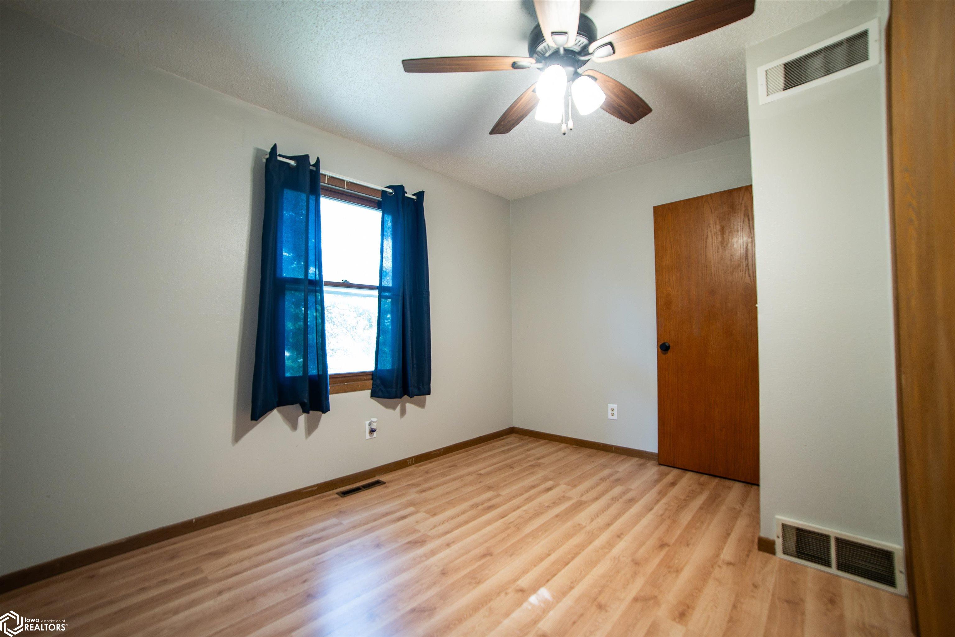 1111 Mabel Street, Oskaloosa, Iowa image 21