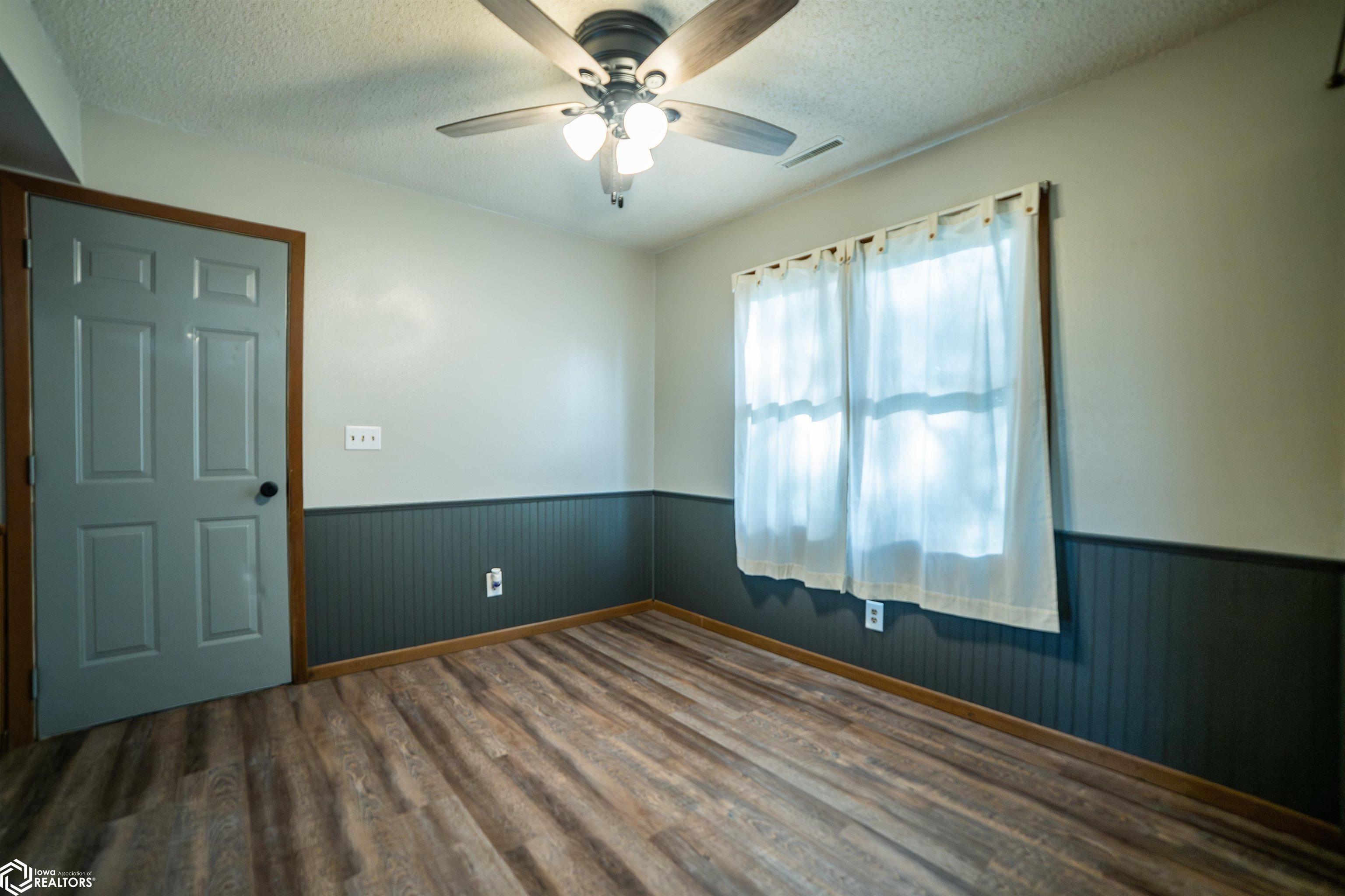 1111 Mabel Street, Oskaloosa, Iowa image 7