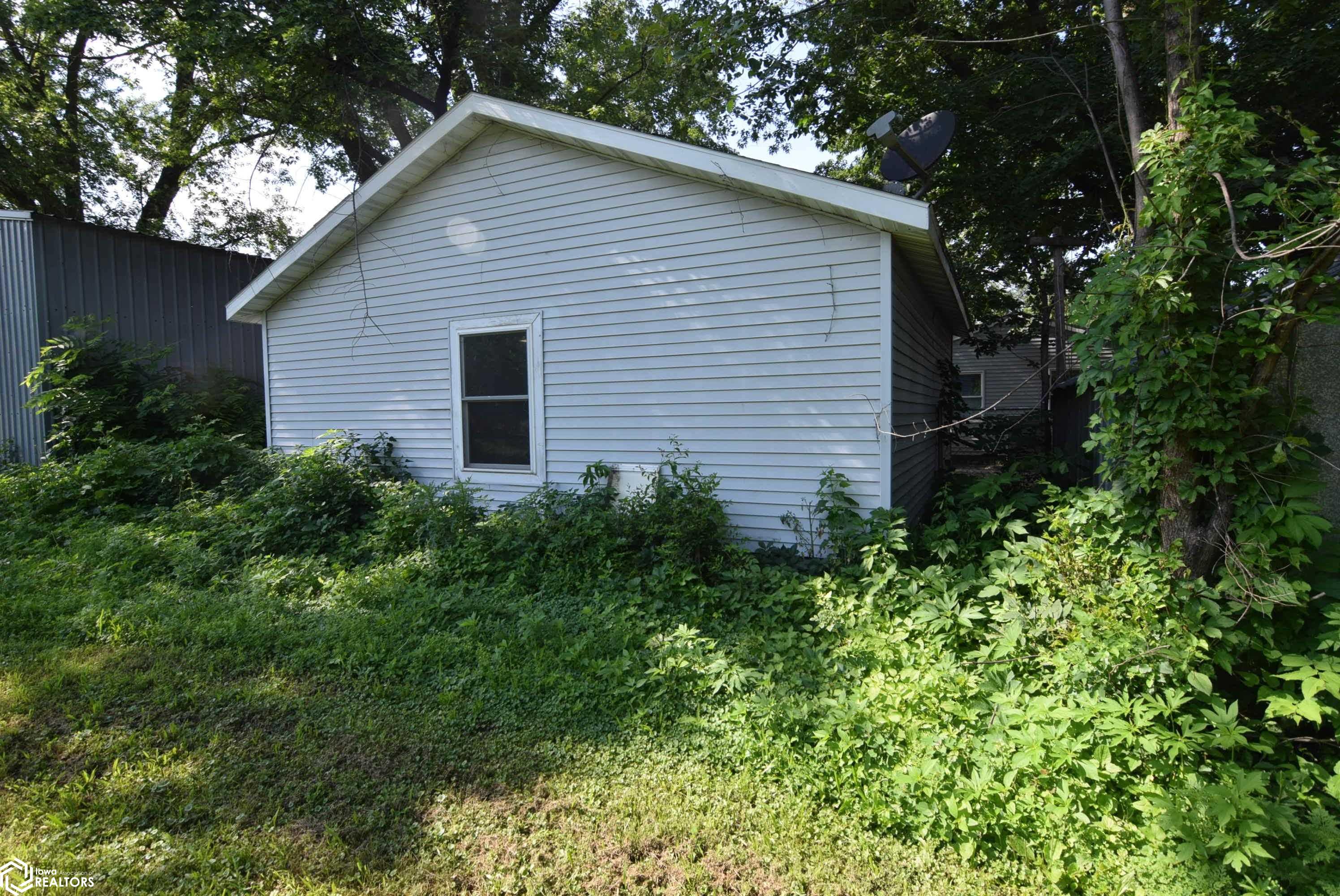 1116 James Street, Webster City, Iowa image 23