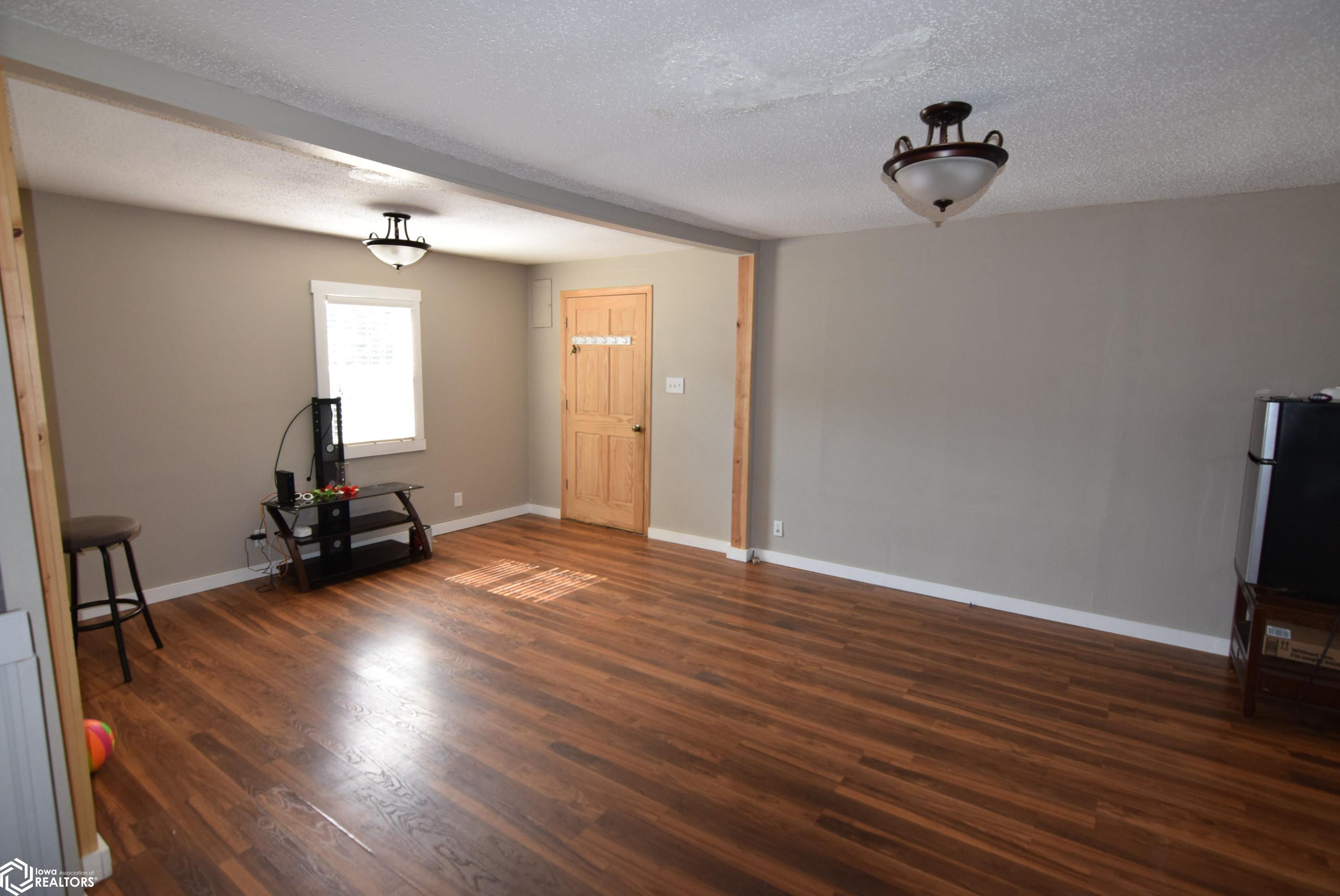 1116 James Street, Webster City, Iowa image 4