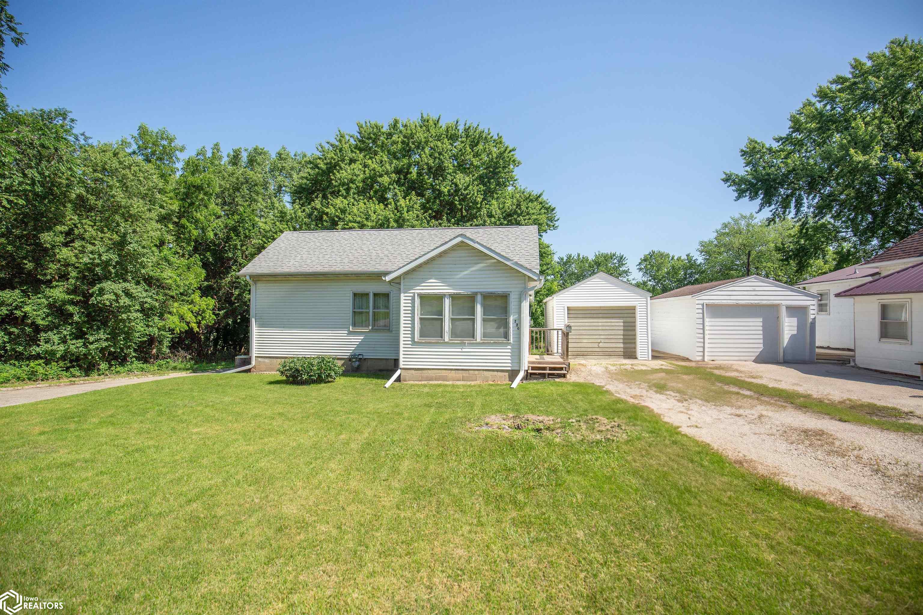 720 W State Street, Algona, Iowa image 1