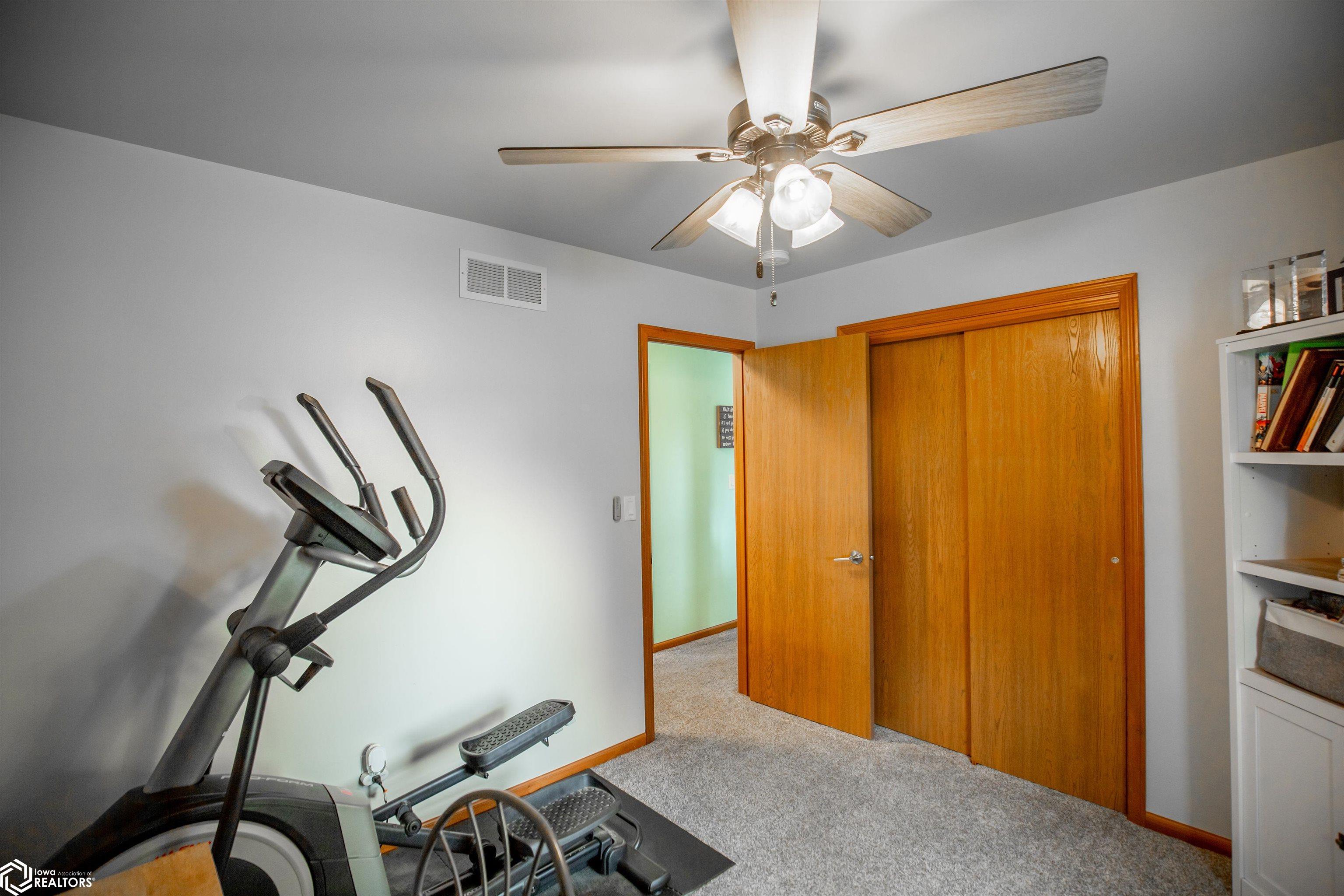 120 W College Street, Algona, Iowa image 21