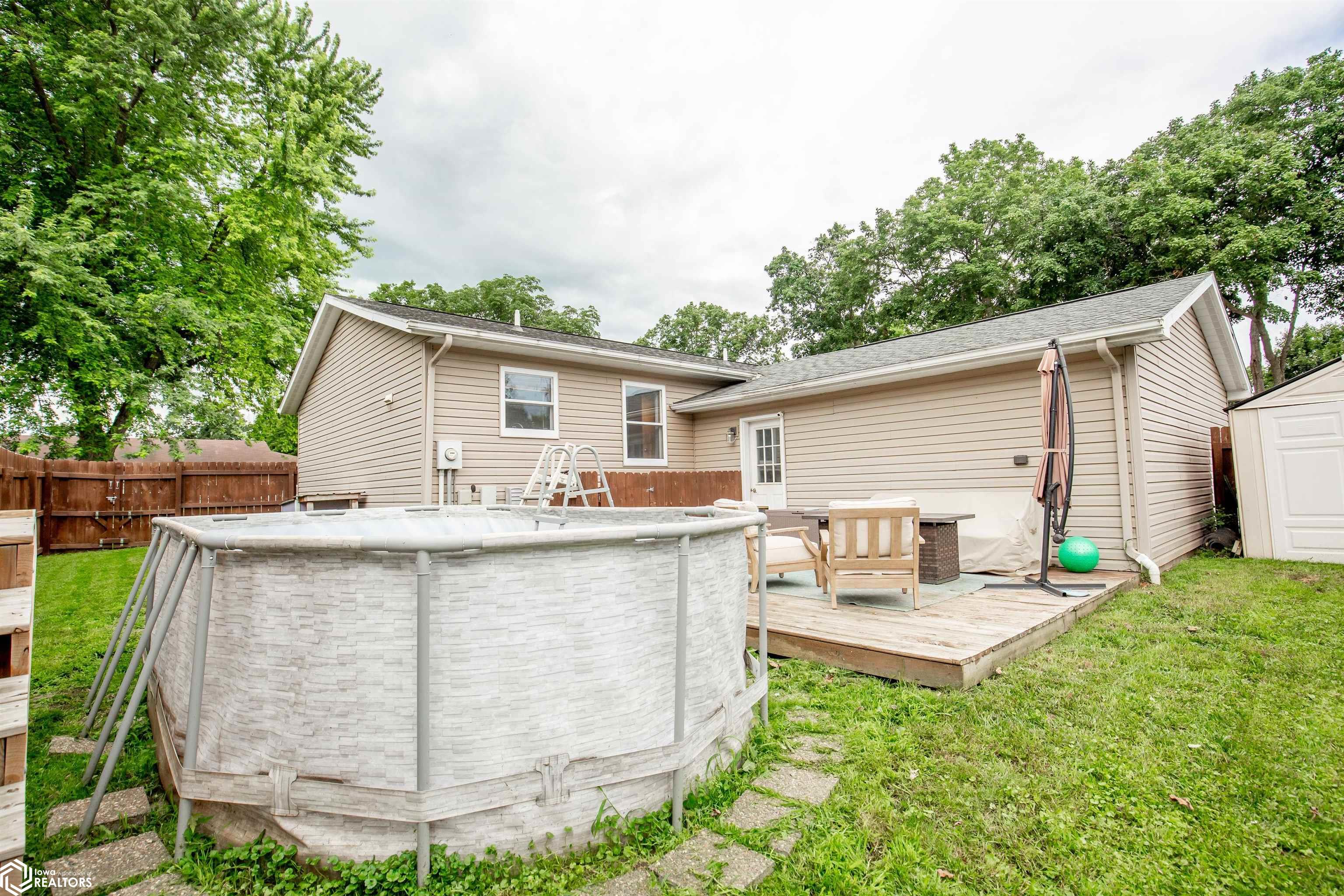 120 W College Street, Algona, Iowa image 30