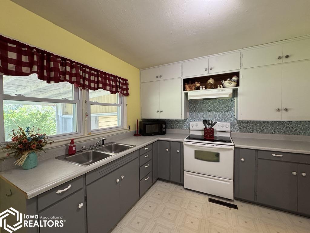 603 N Davis Street, Bloomfield, Iowa image 13