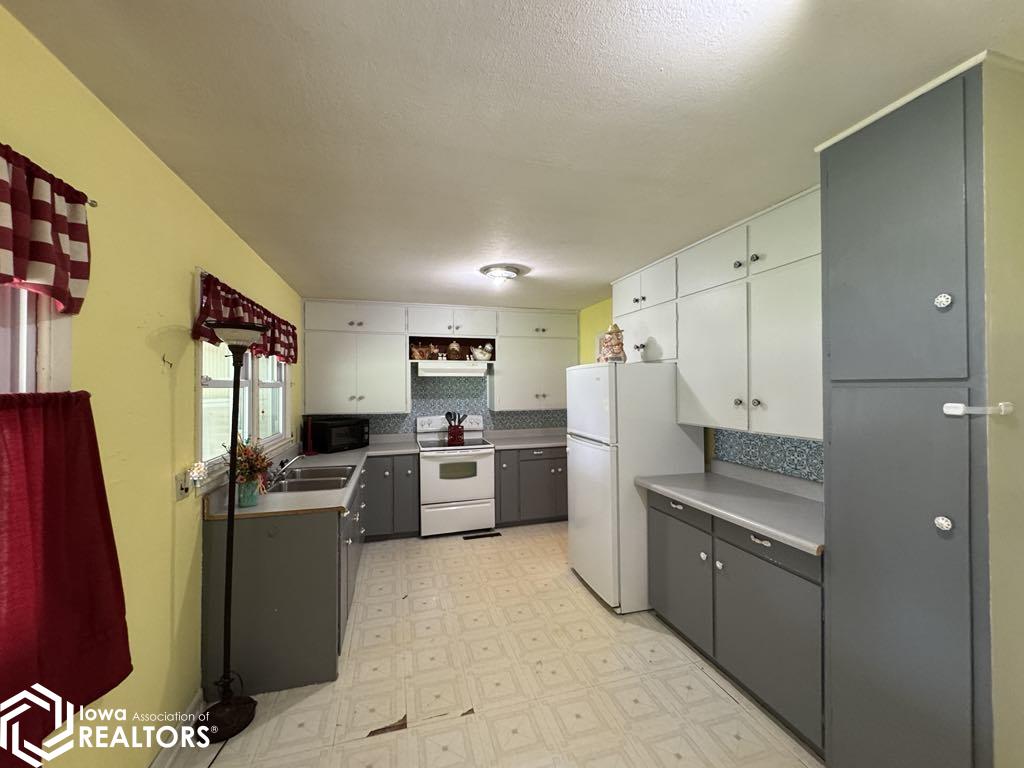 603 N Davis Street, Bloomfield, Iowa image 14