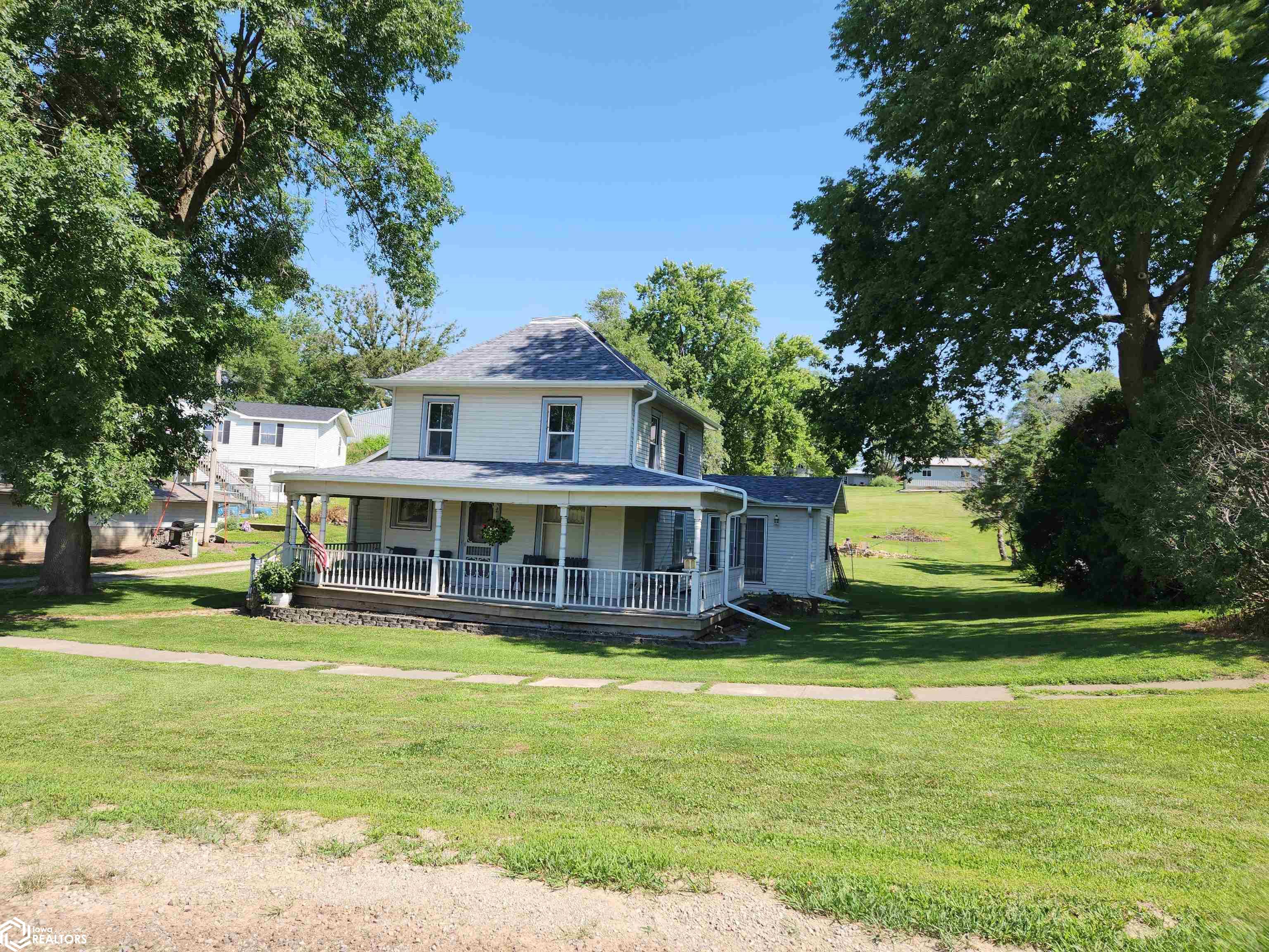 304 3rd Street, Searsboro, Iowa image 1
