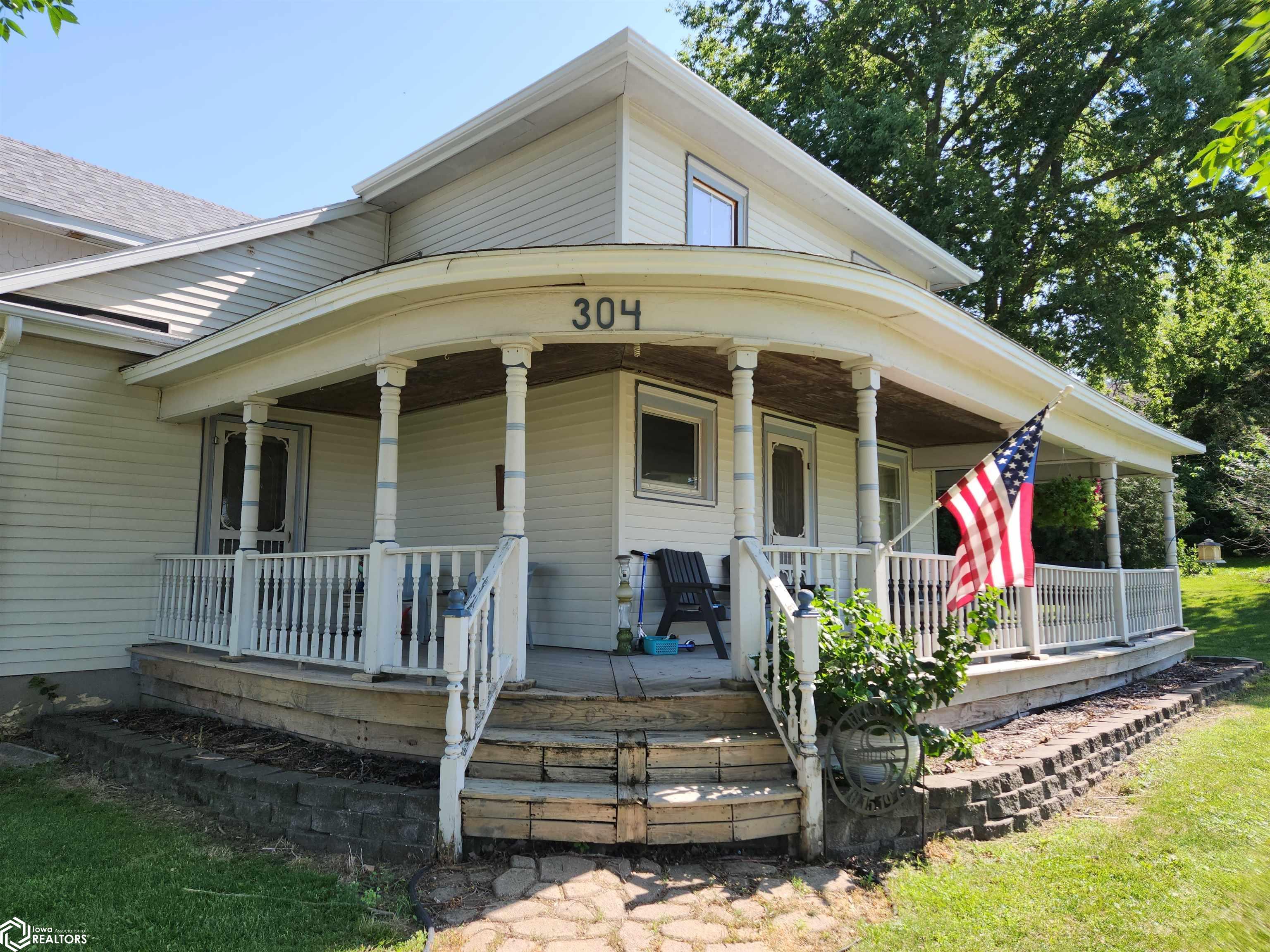 304 3rd Street, Searsboro, Iowa image 3
