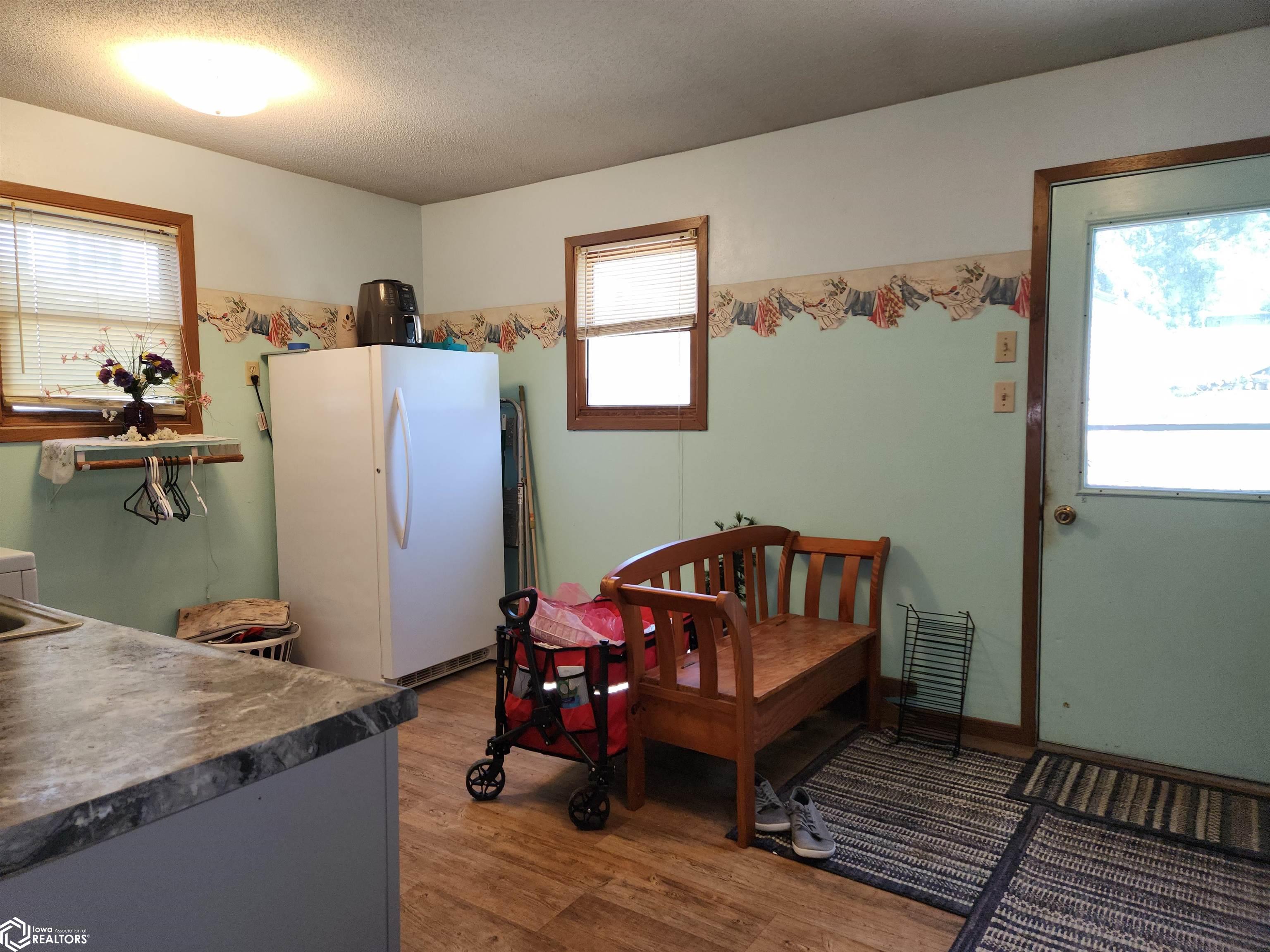 304 3rd Street, Searsboro, Iowa image 32