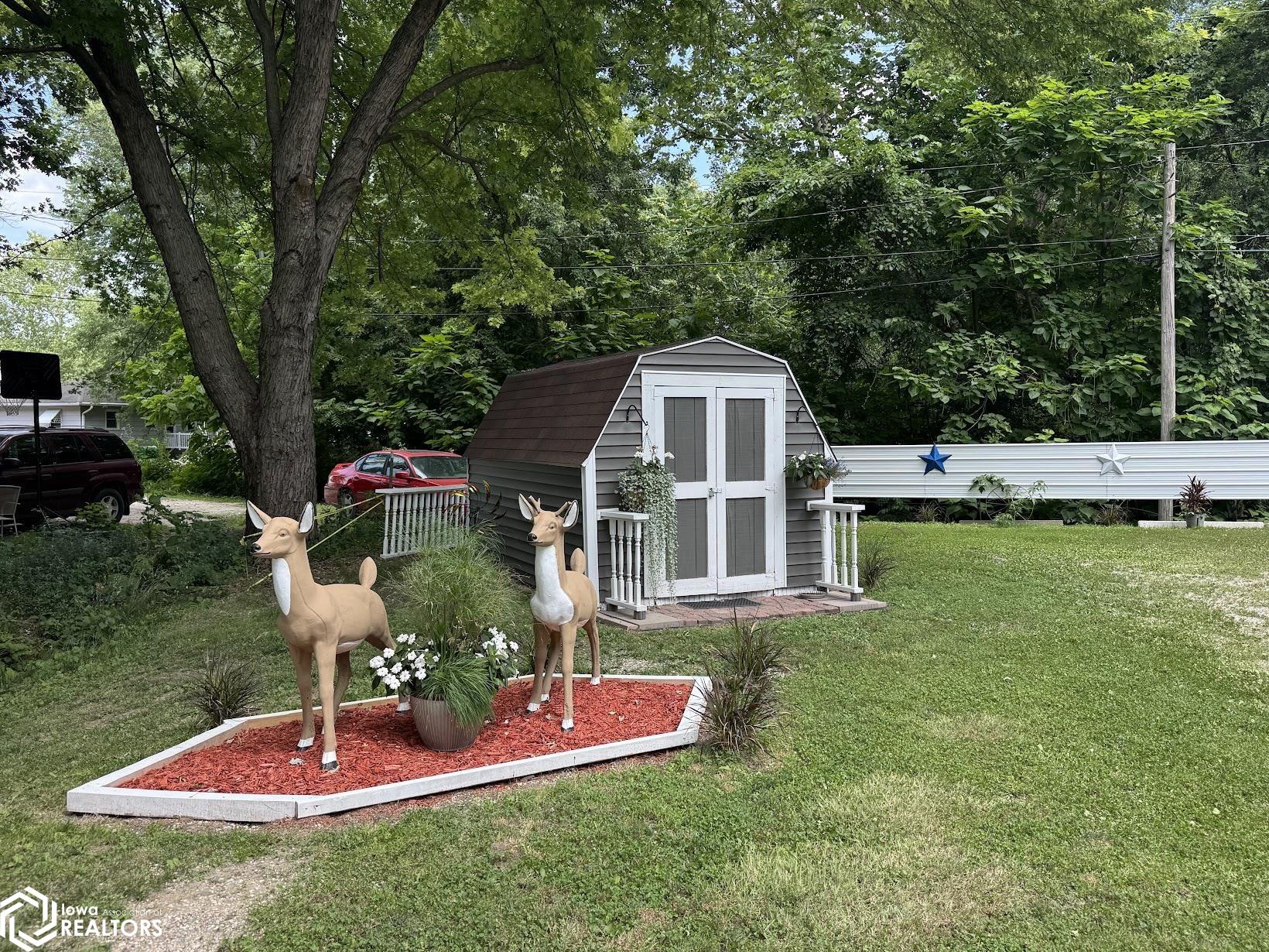 206 Emmett Street, Burlington, Iowa image 38