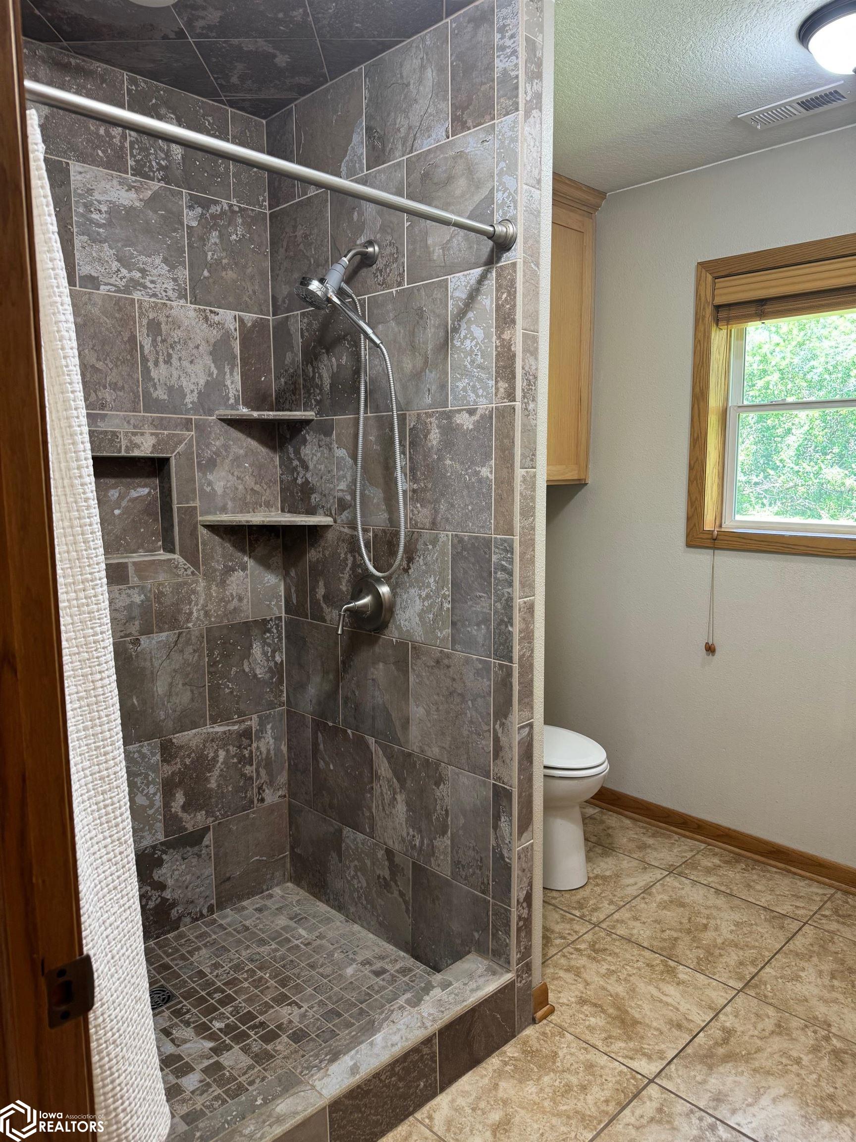 1529 205th Street, Gilmore City, Iowa image 12