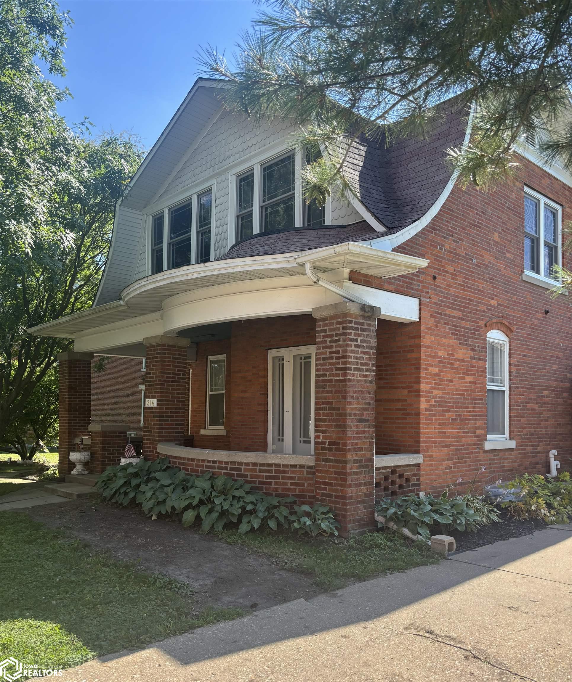 214 4th Street, West Point, Iowa image 2