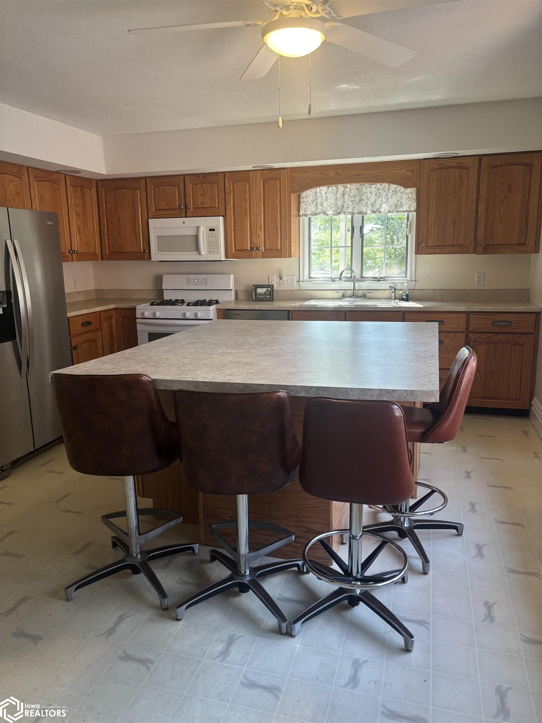 214 4th Street, West Point, Iowa image 14