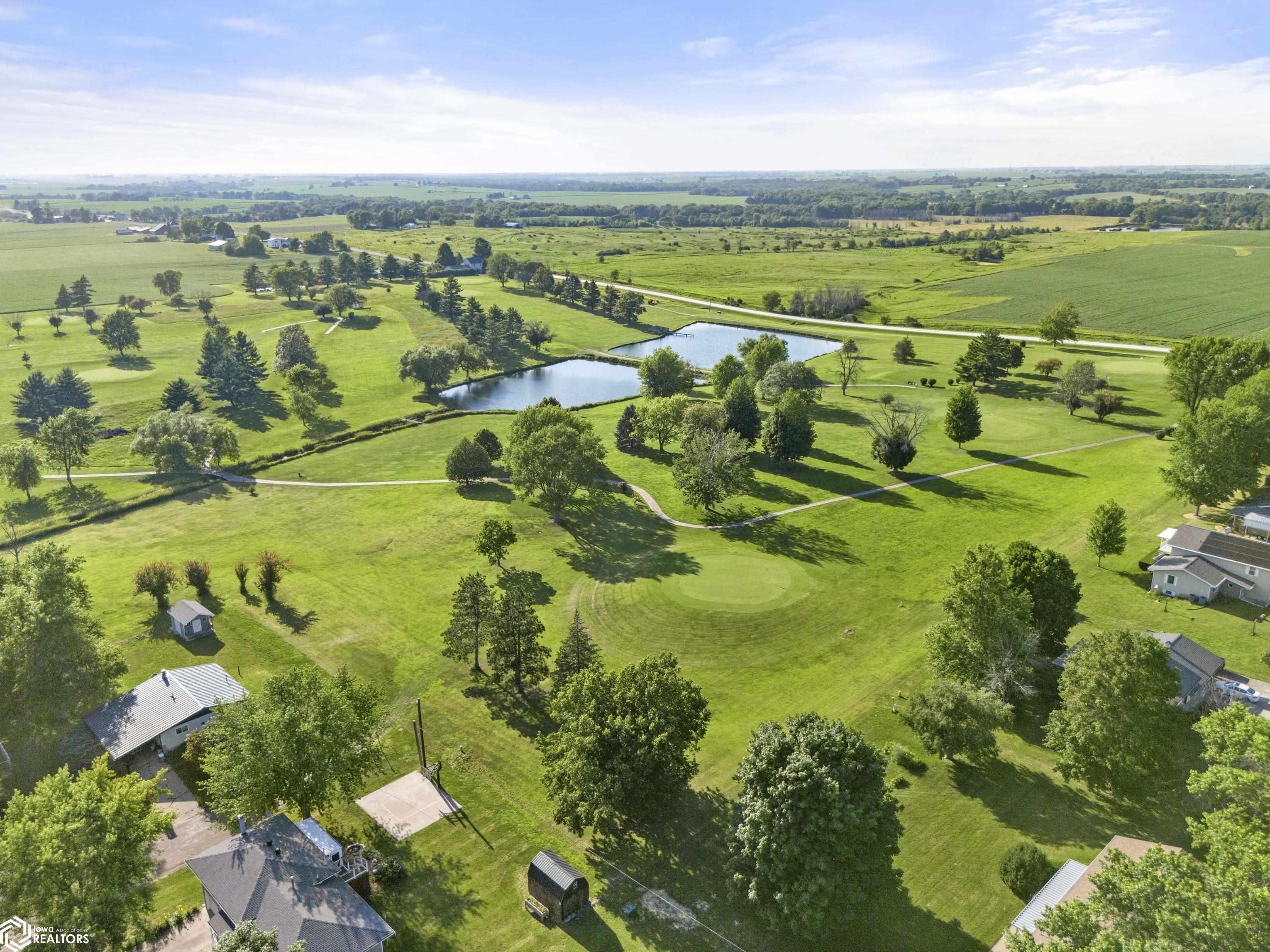 101 Golf Circle, Winfield, Iowa image 2