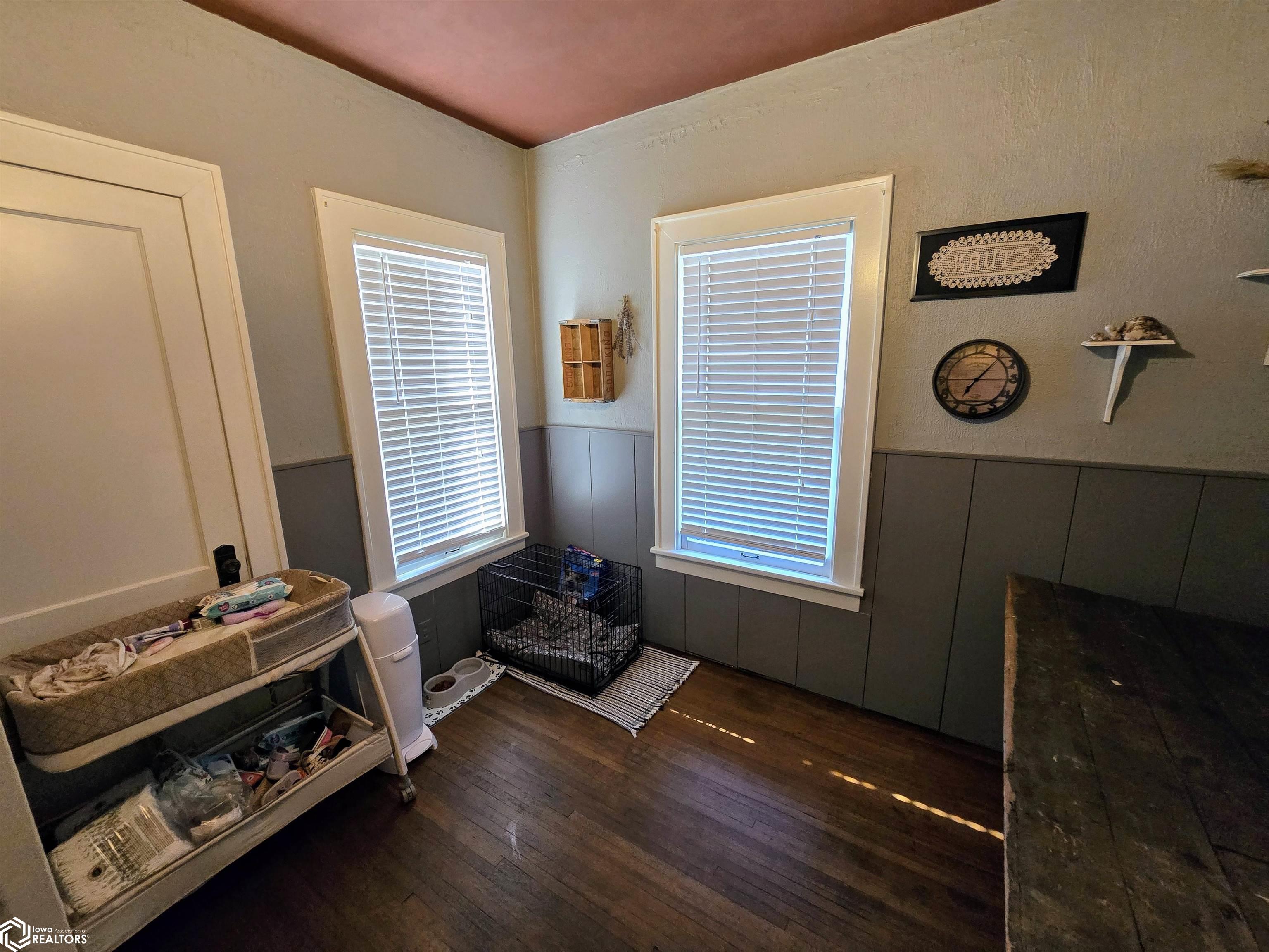 402 N Pine Street, Creston, Iowa image 17