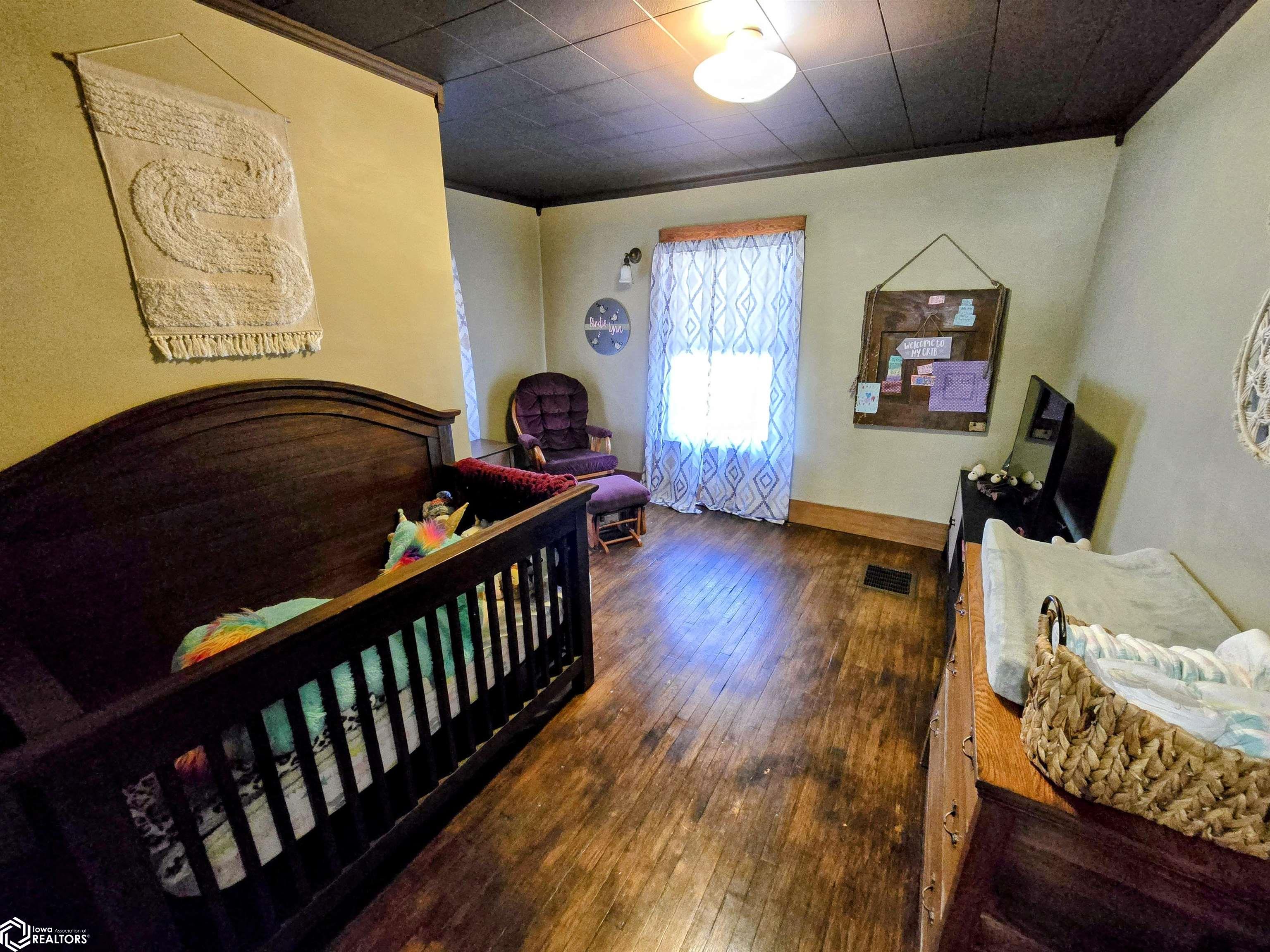 402 N Pine Street, Creston, Iowa image 26
