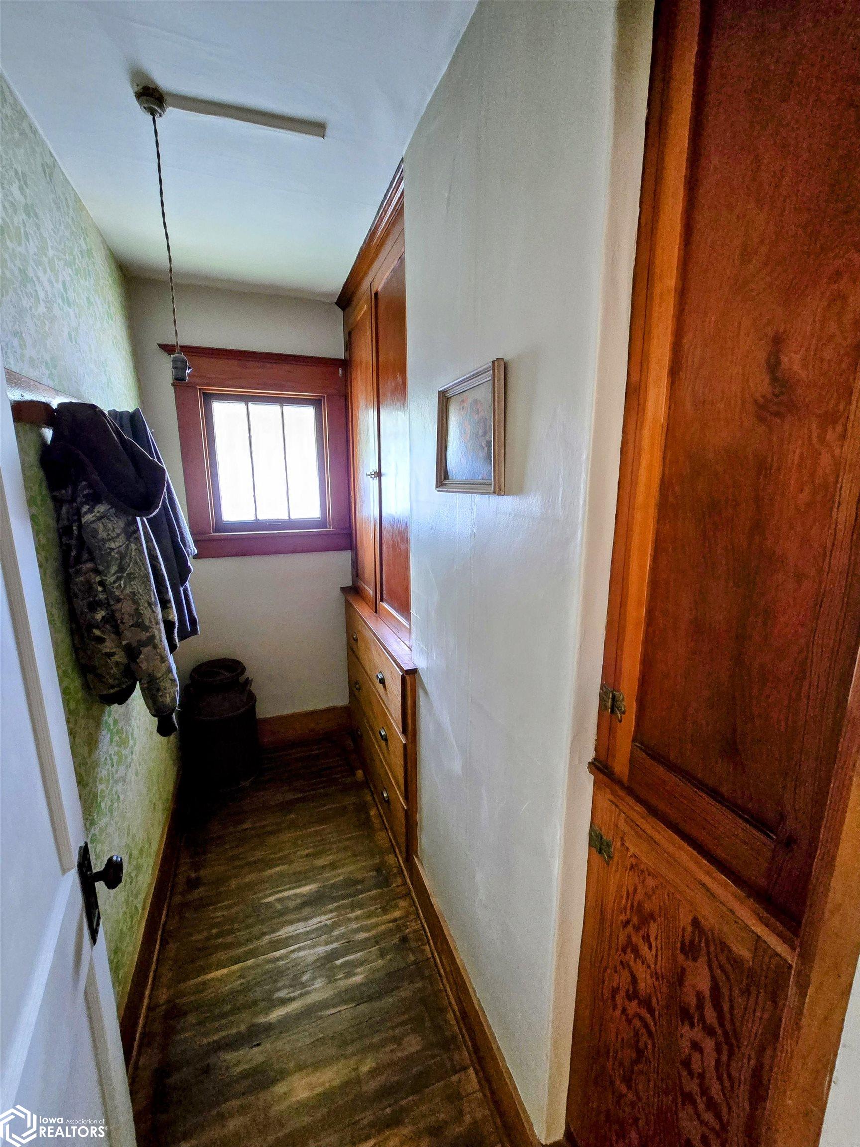 402 N Pine Street, Creston, Iowa image 30