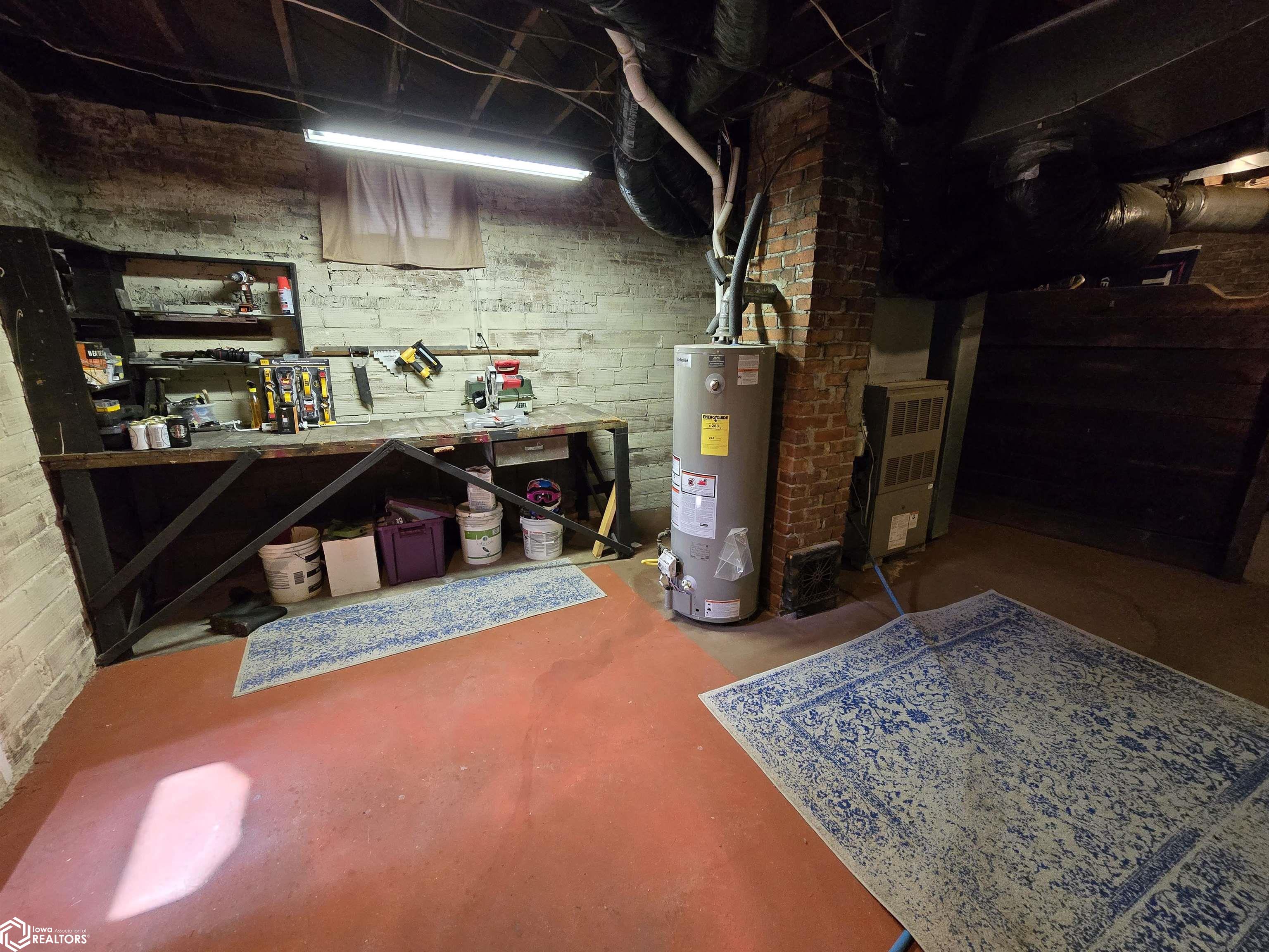 402 N Pine Street, Creston, Iowa image 37