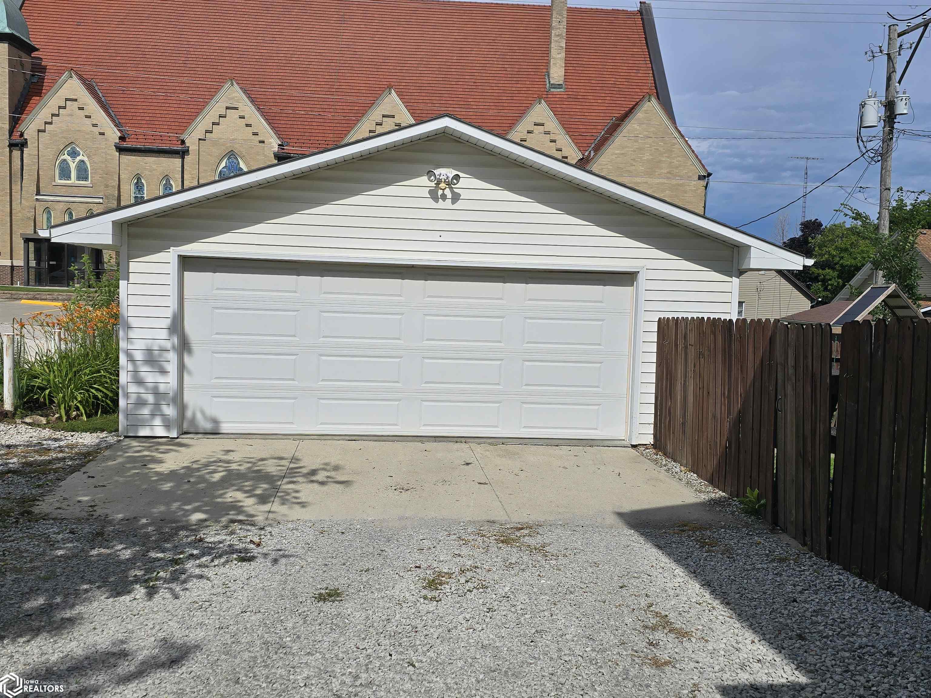 402 N Pine Street, Creston, Iowa image 9