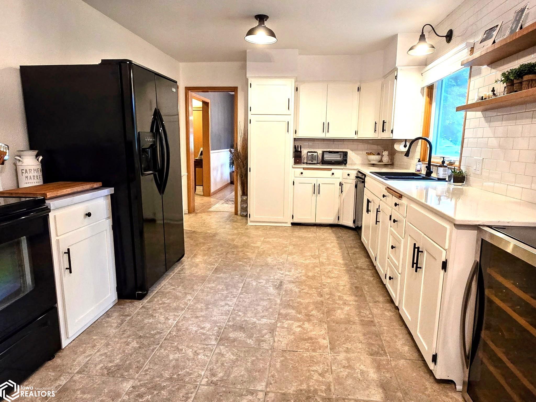 2807 5th Street, Emmetsburg, Iowa image 2