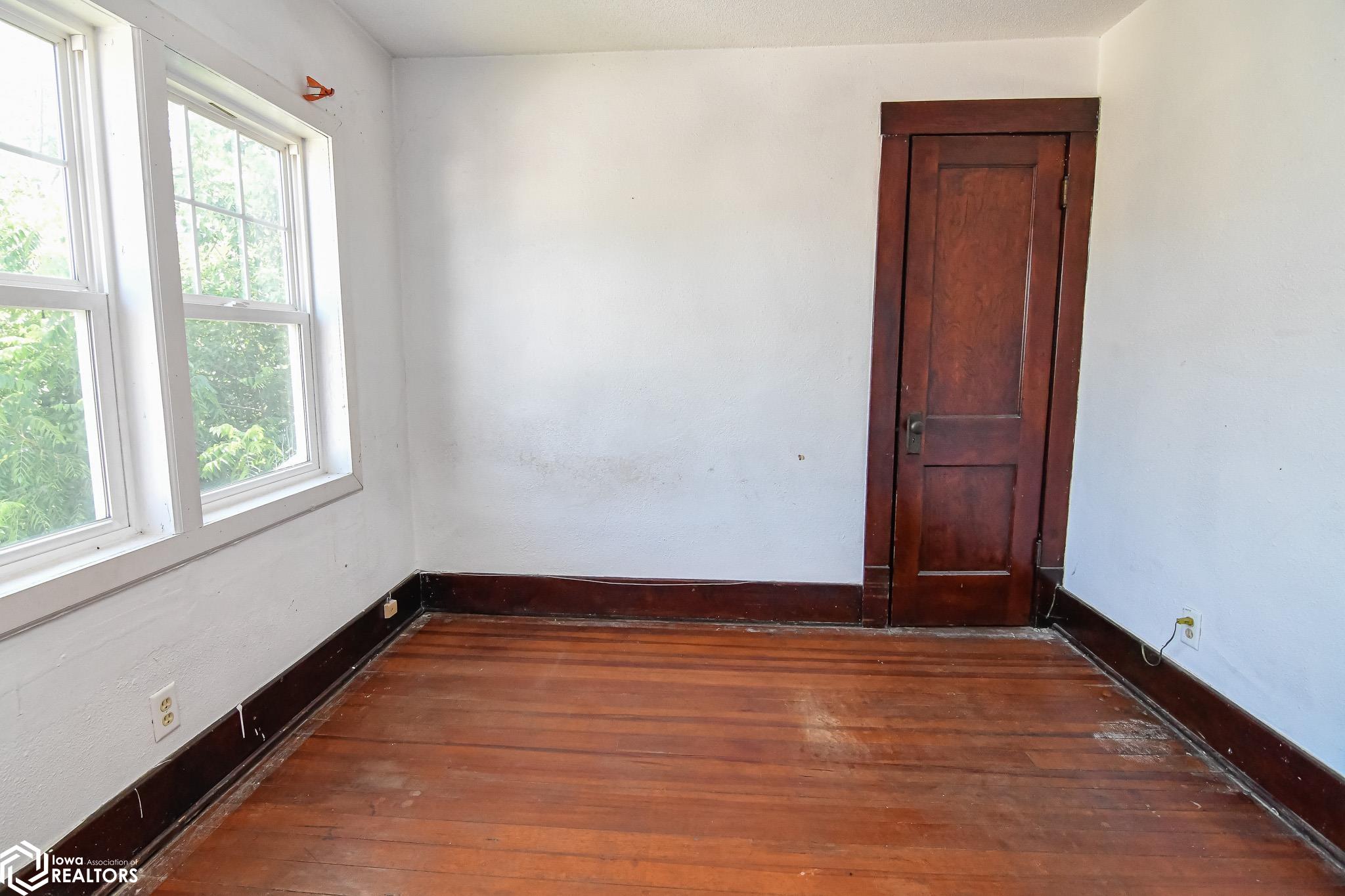603 W Church Street, Marshalltown, Iowa image 33