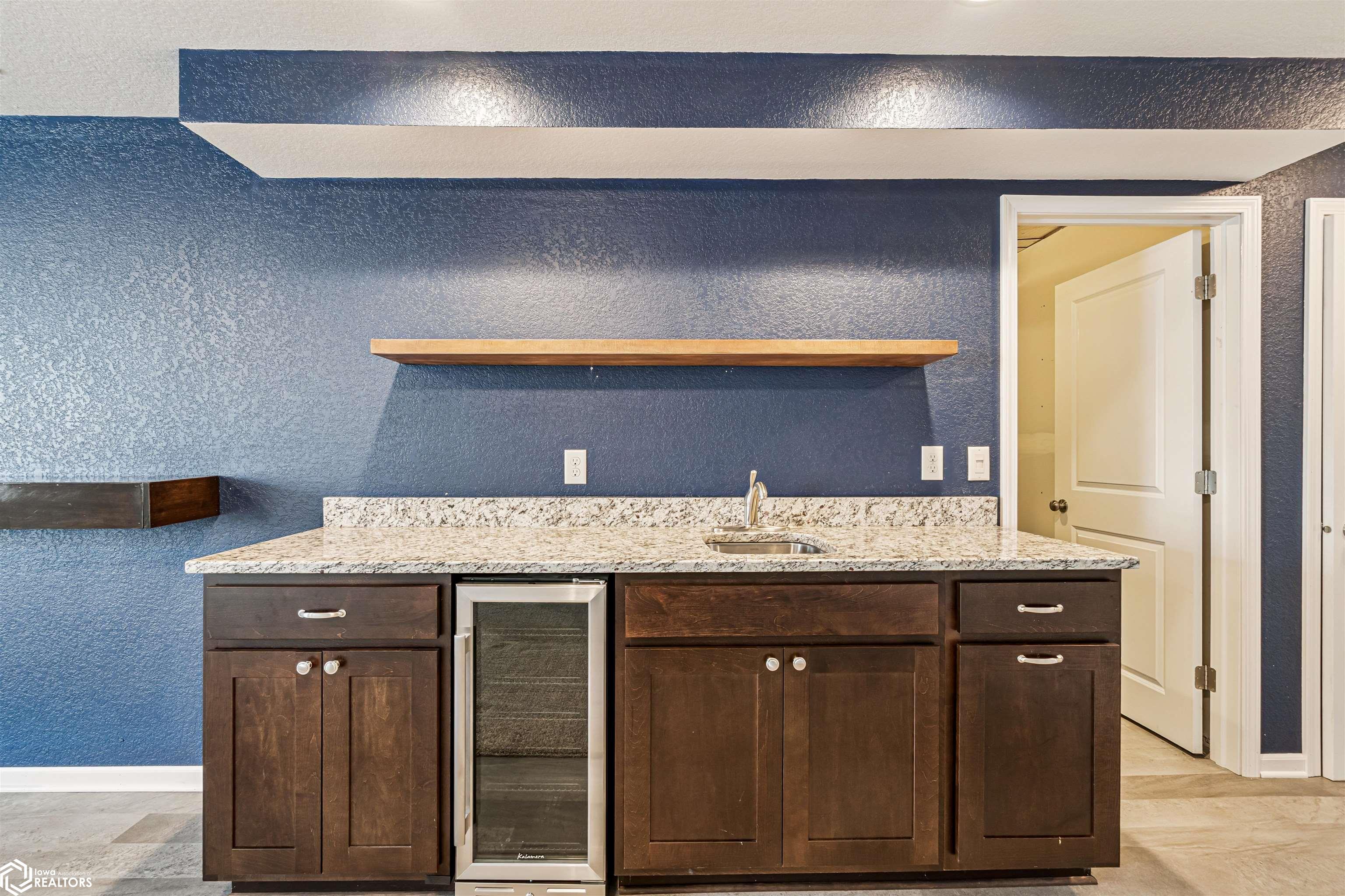 2916 Jackie Terrace, Marshalltown, Iowa image 19