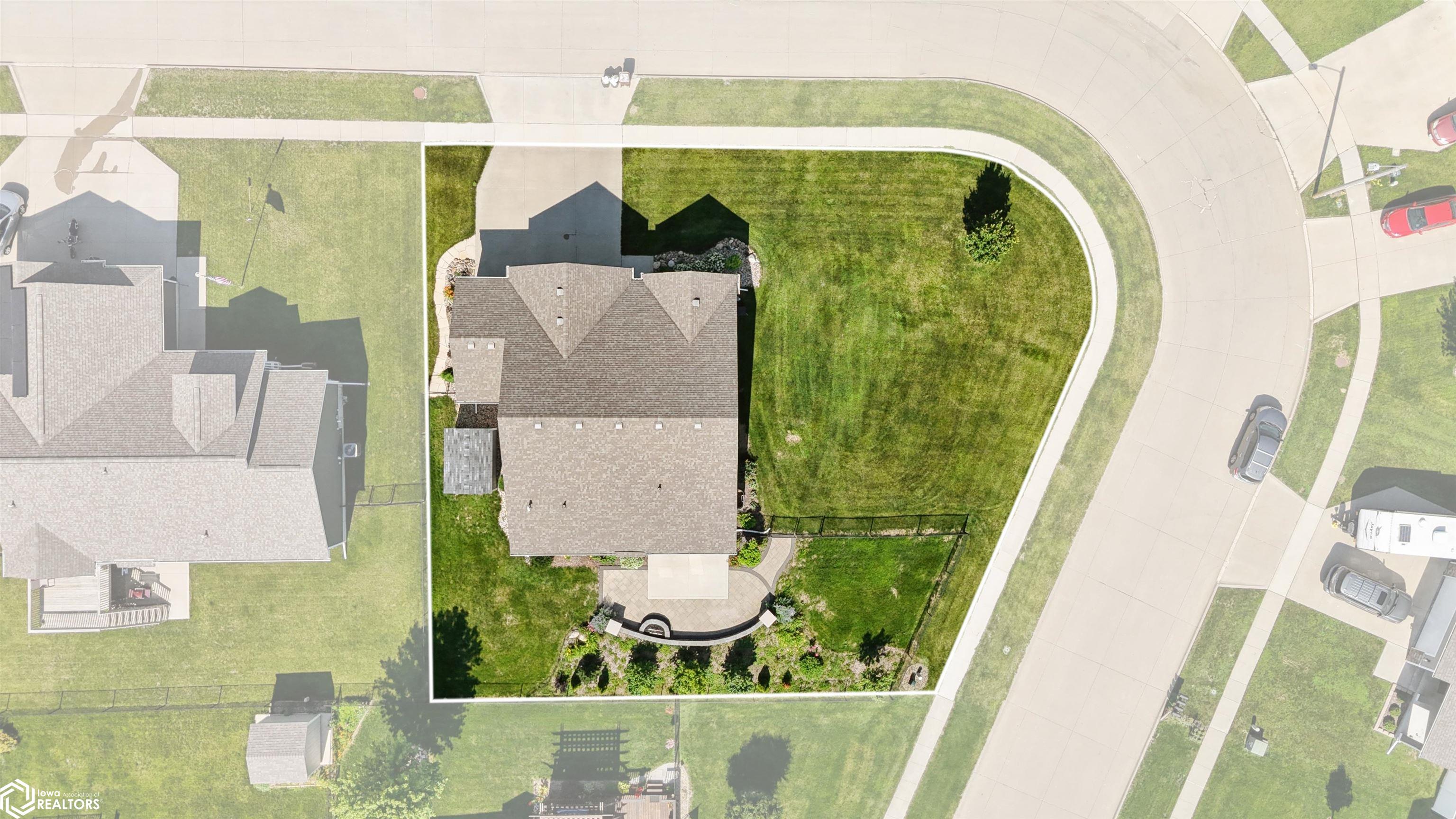 2916 Jackie Terrace, Marshalltown, Iowa image 35
