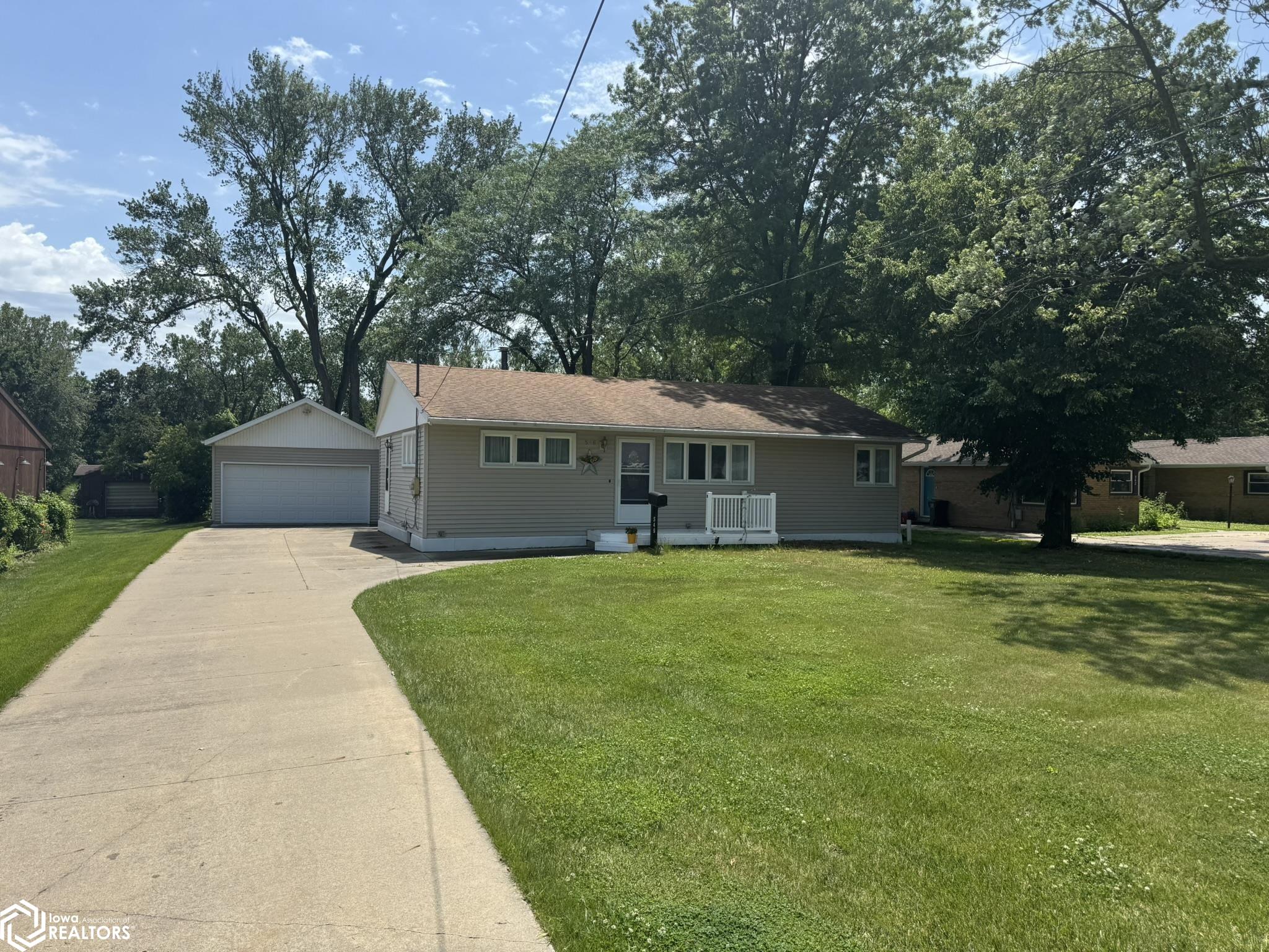546 Crestview Avenue, Ottumwa, Iowa image 1