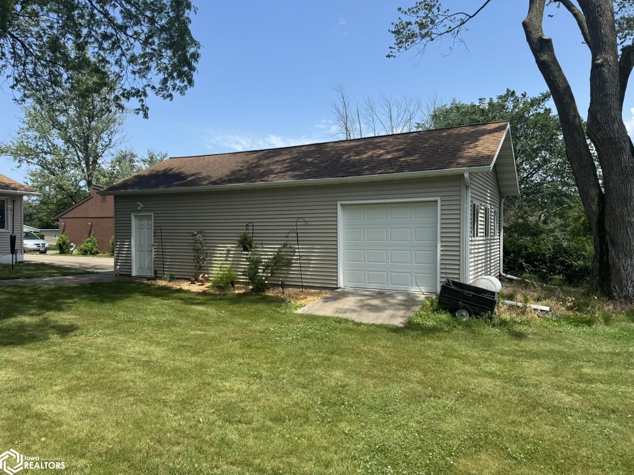 546 Crestview Avenue, Ottumwa, Iowa image 5