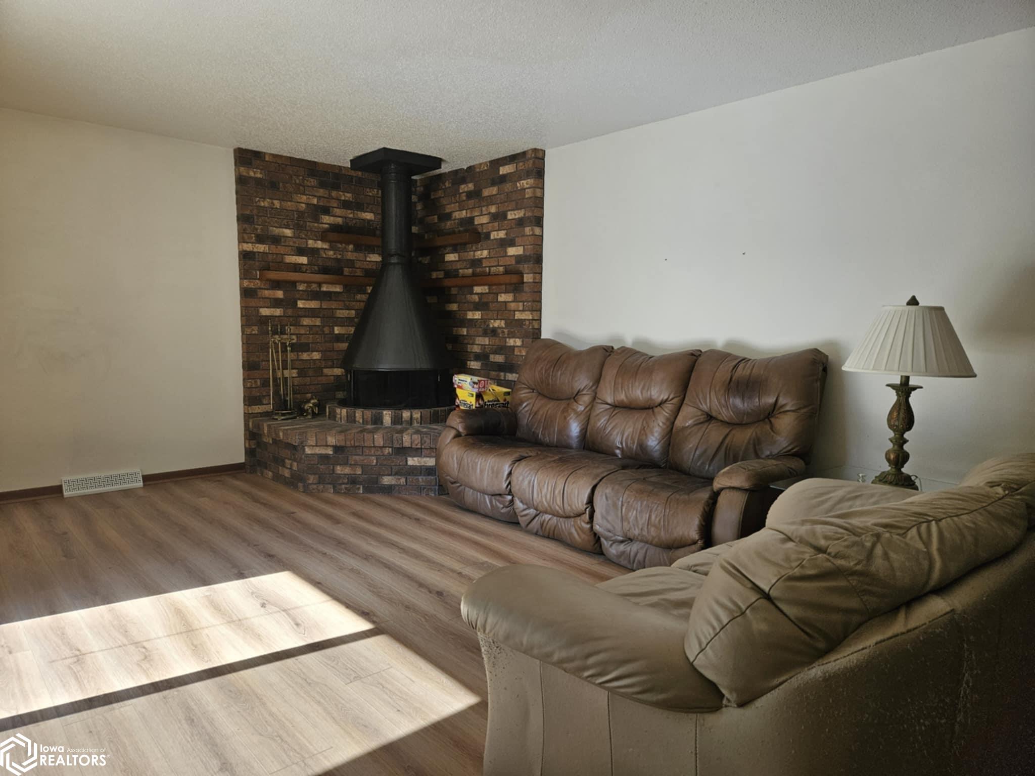 1332 Locust Street, Webster City, Iowa image 13