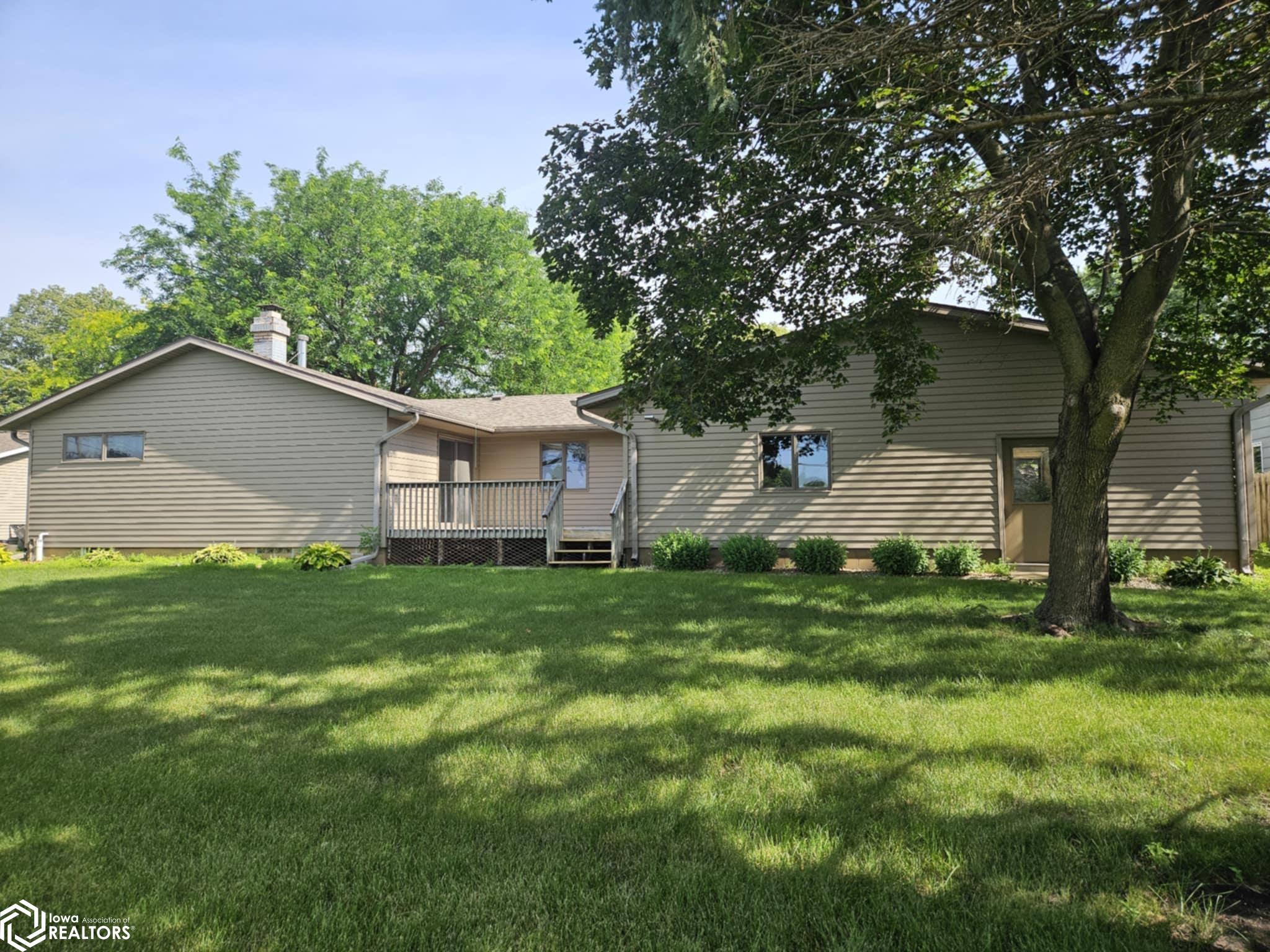 1332 Locust Street, Webster City, Iowa image 3