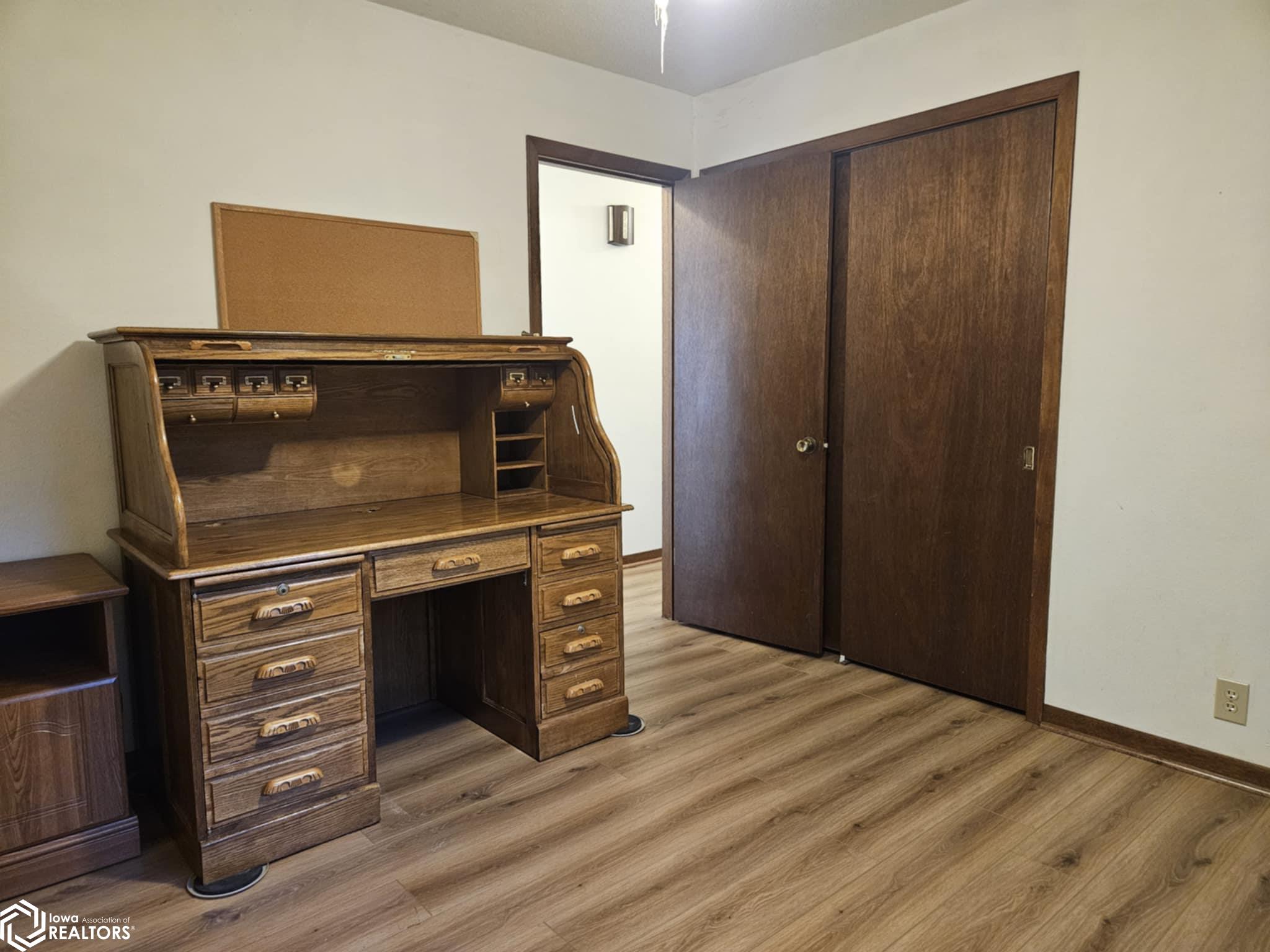 1332 Locust Street, Webster City, Iowa image 23