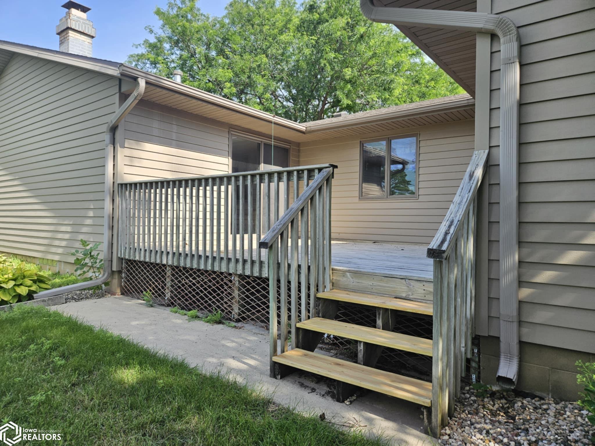 1332 Locust Street, Webster City, Iowa image 4