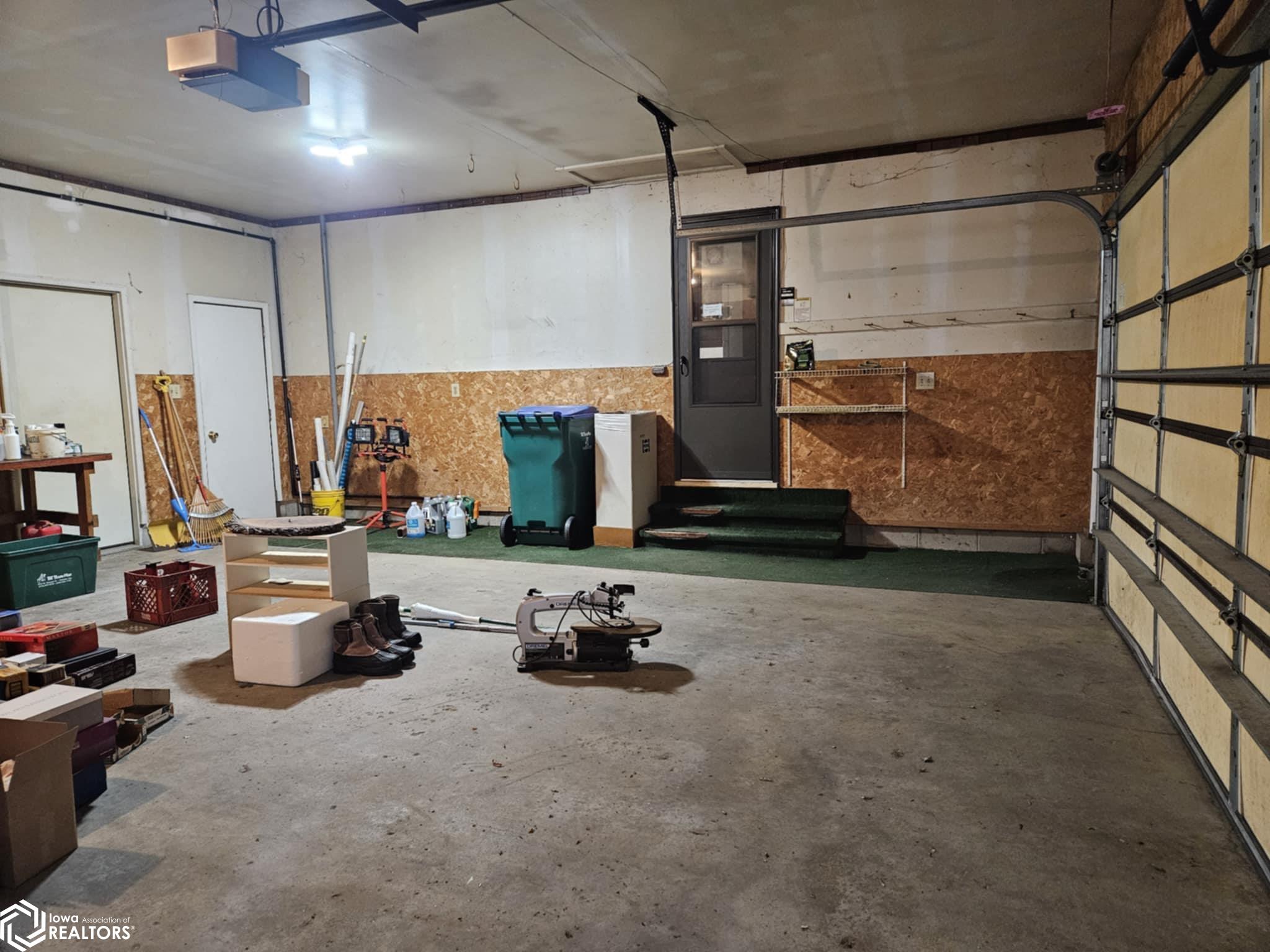 1332 Locust Street, Webster City, Iowa image 34