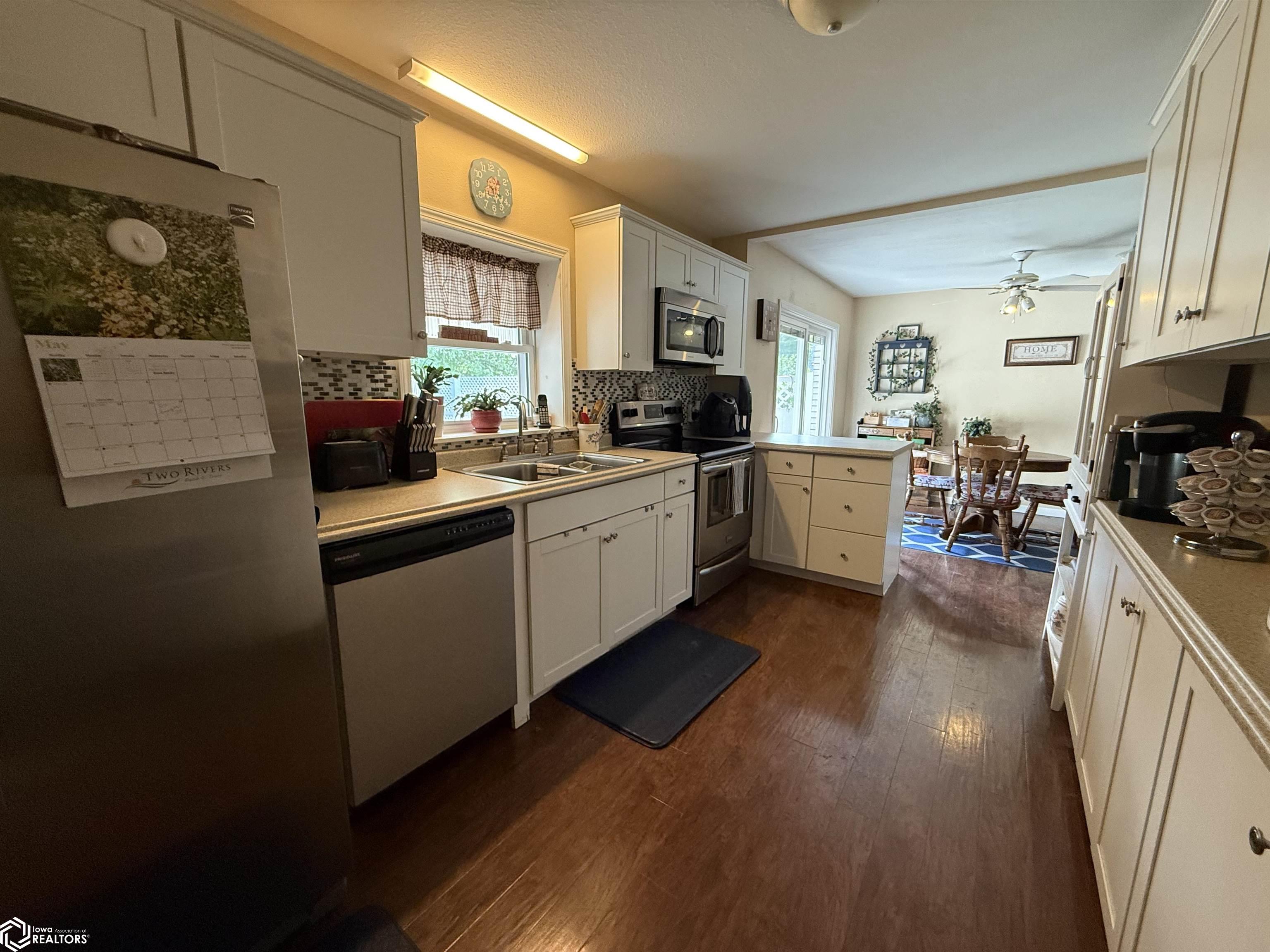 2025 Sunnyside Avenue, Burlington, Iowa image 9