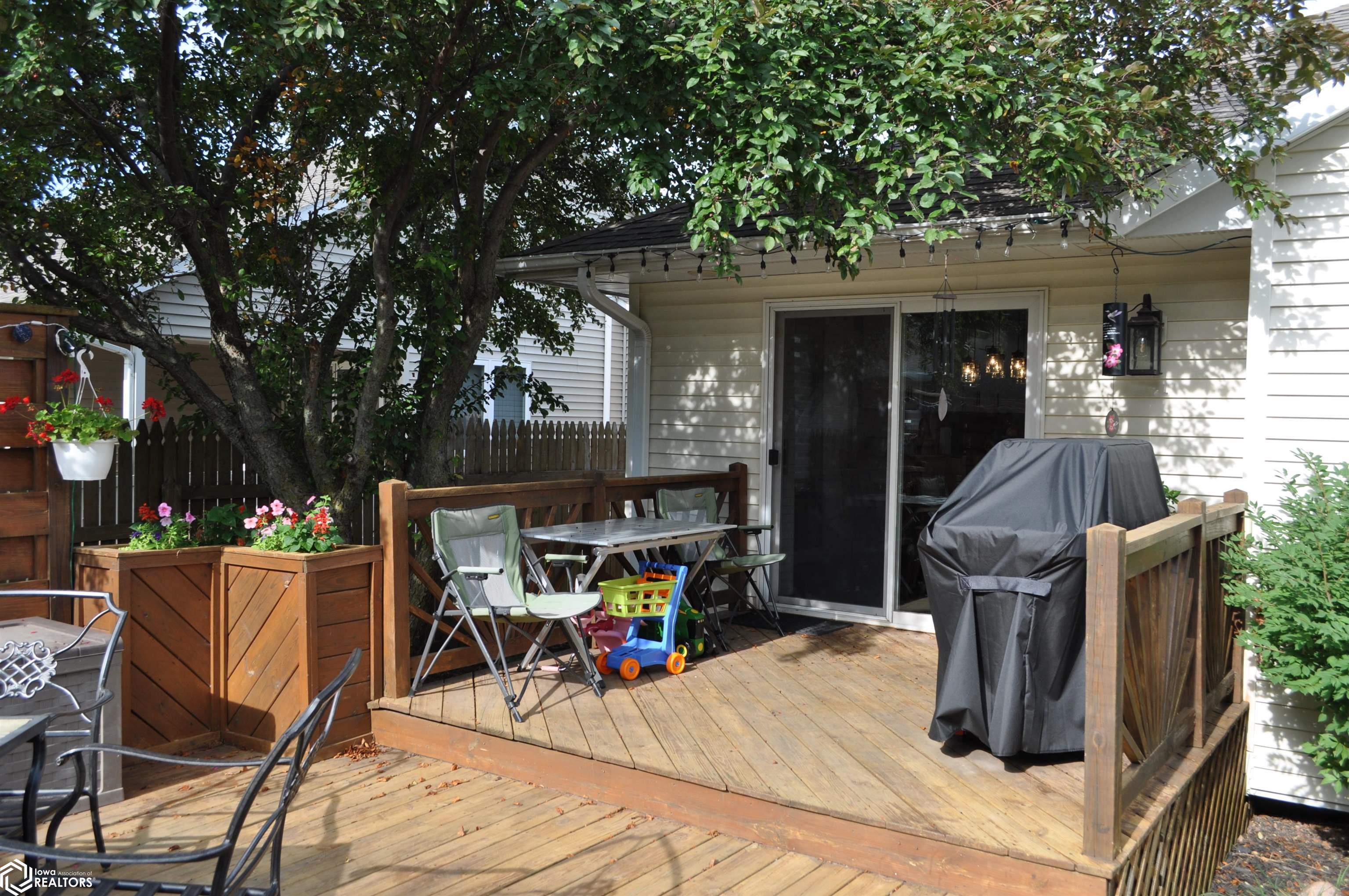 1708 Oakwood Drive, Carroll, Iowa image 16