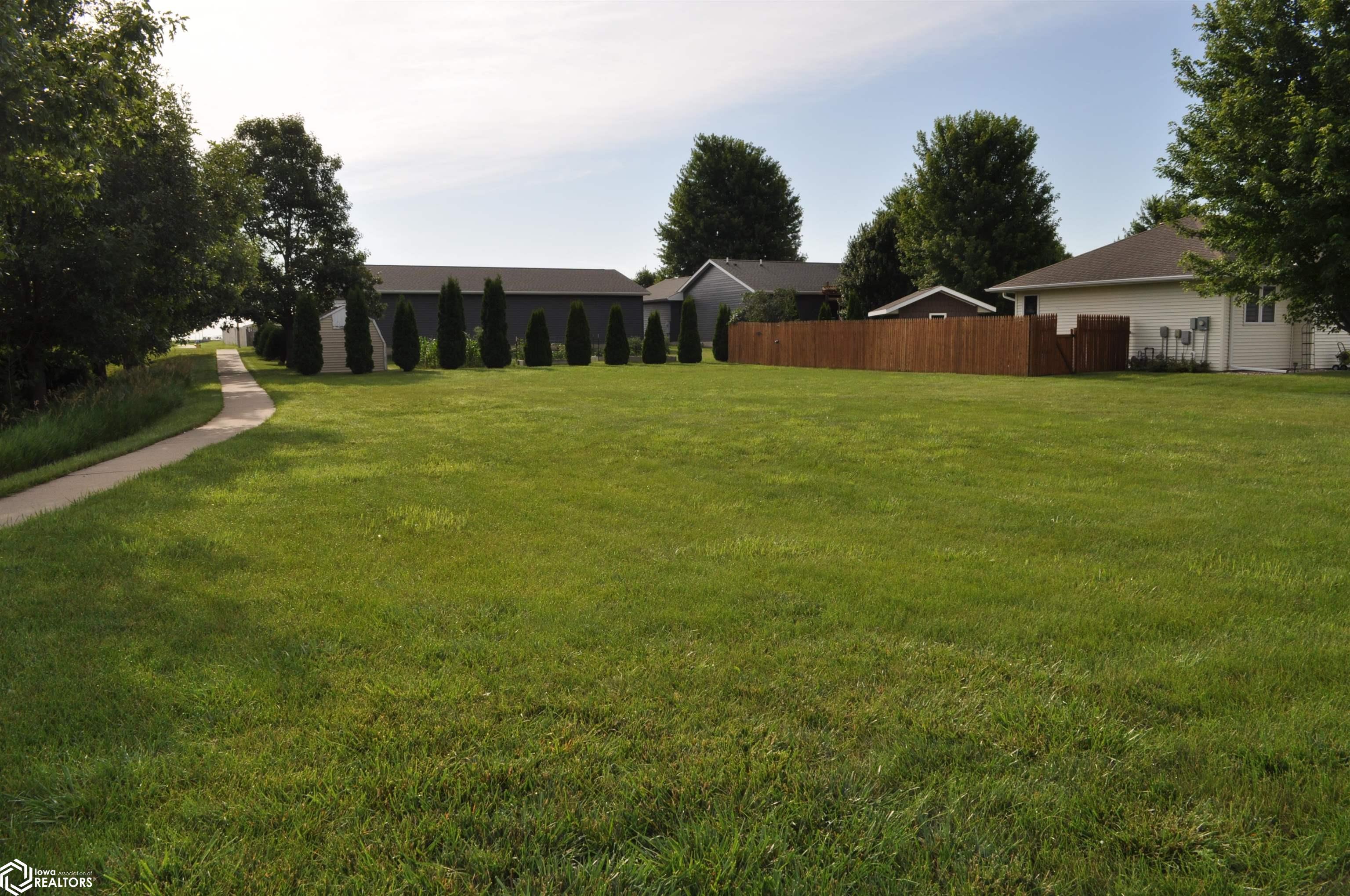 1708 Oakwood Drive, Carroll, Iowa image 22
