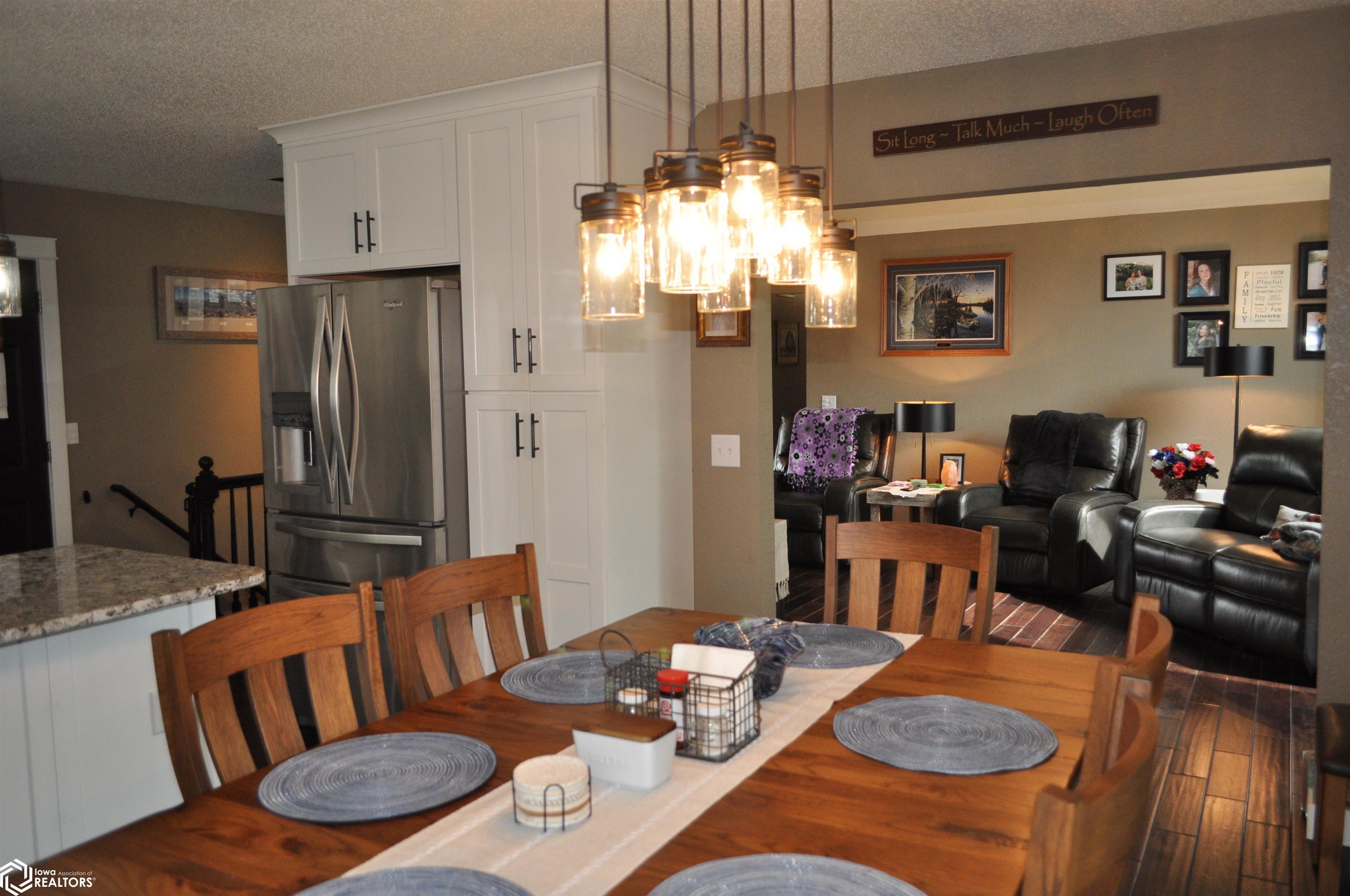 1708 Oakwood Drive, Carroll, Iowa image 35