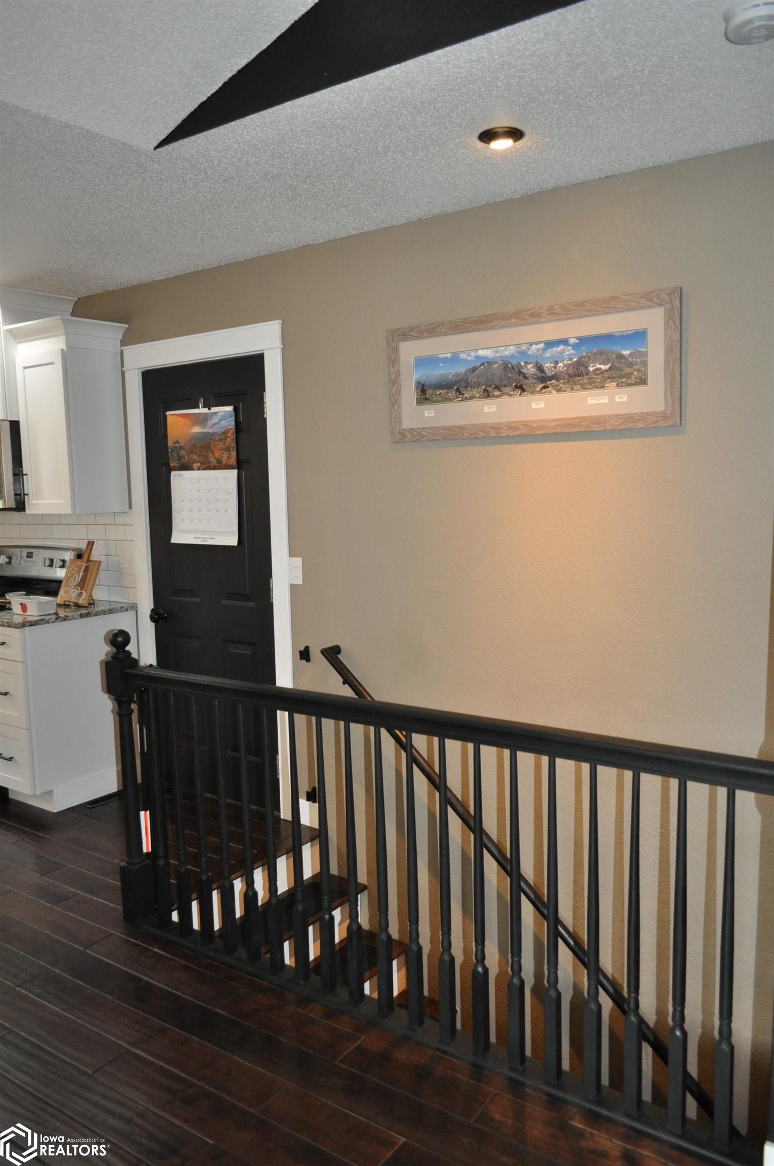 1708 Oakwood Drive, Carroll, Iowa image 37