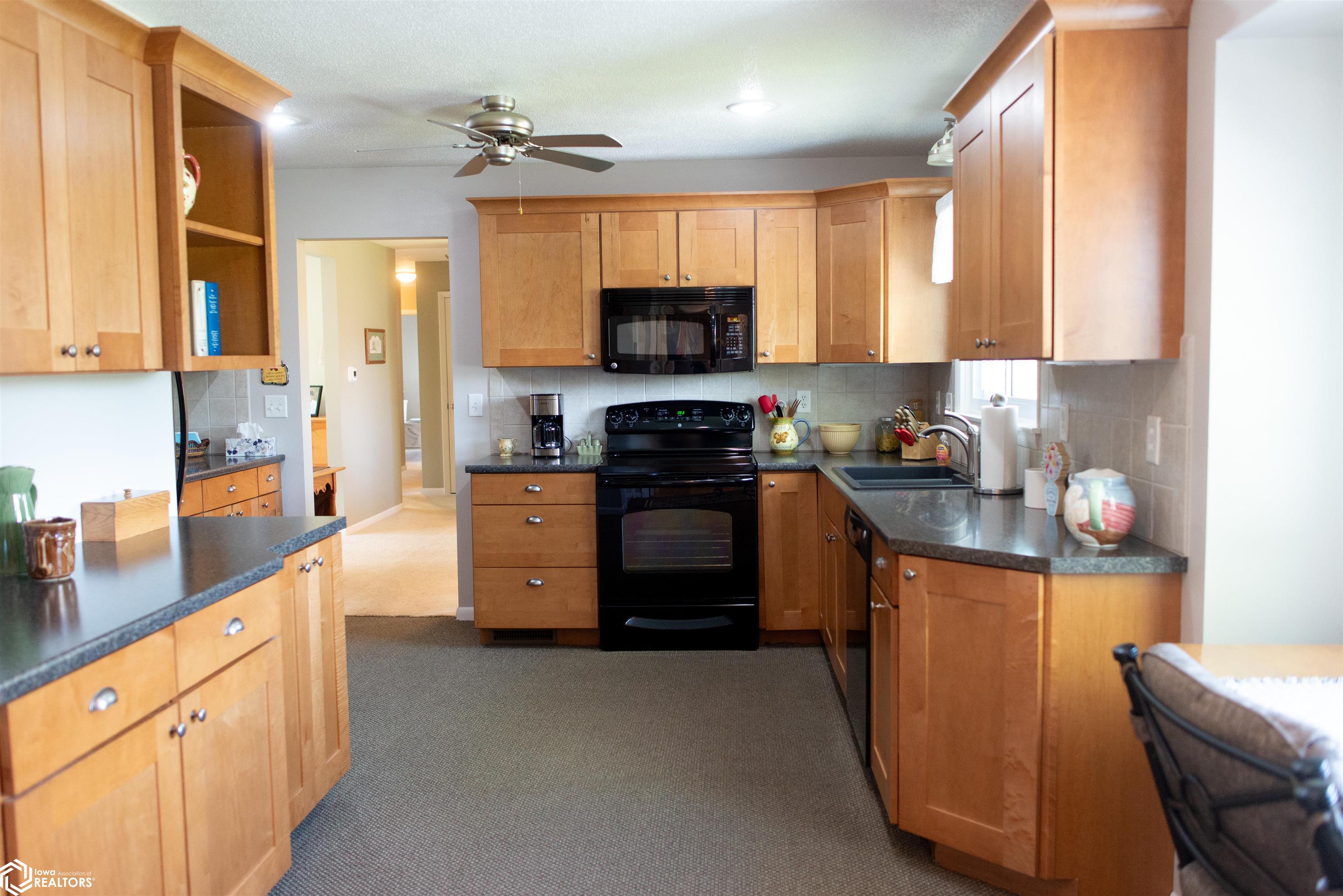 407 NW Hayes Street, Greenfield, Iowa image 5