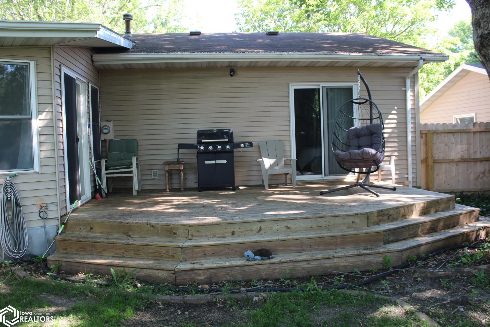 110 Indian Avenue, Forest City, Iowa image 10