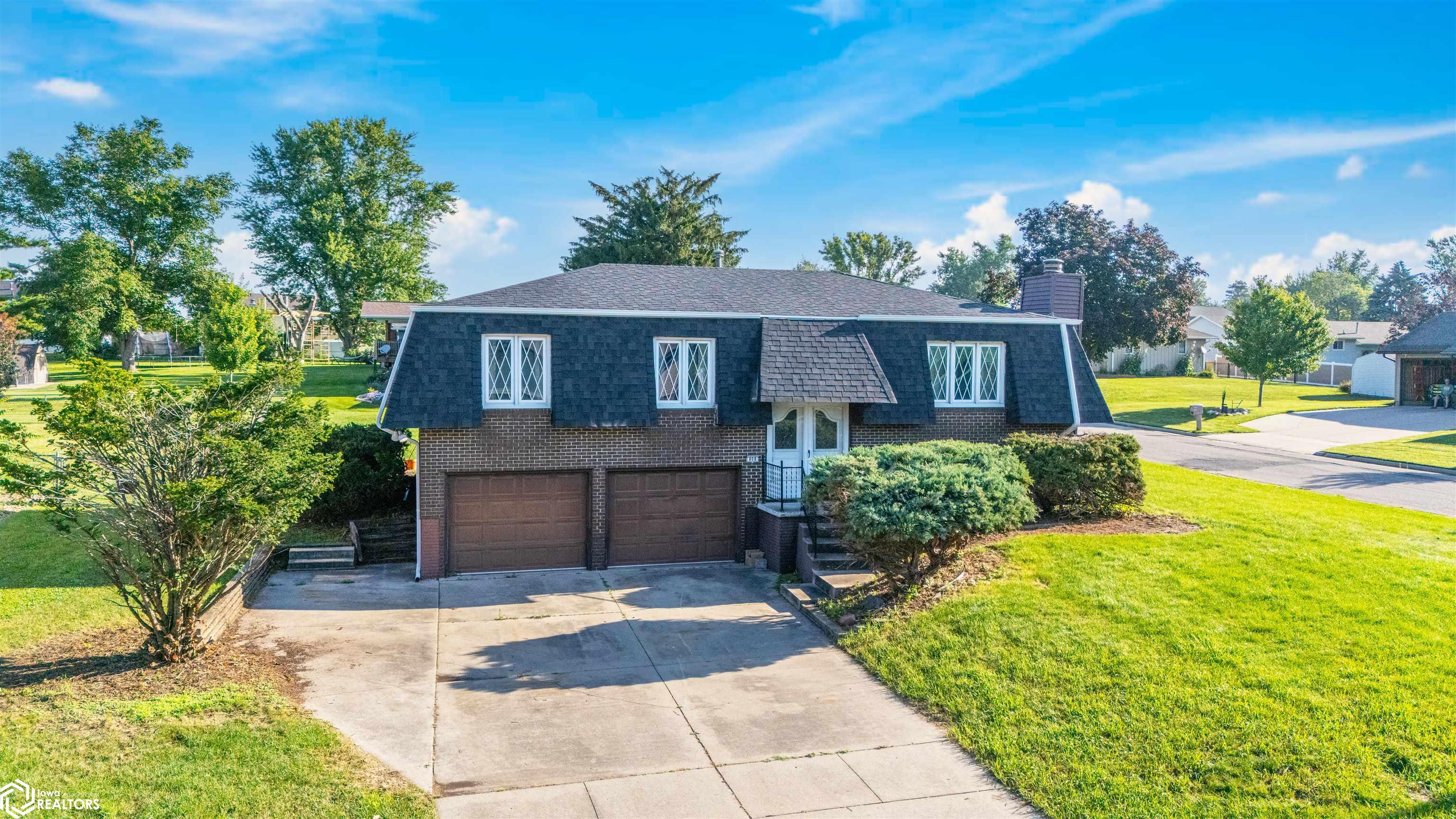 808 Henry Drive, Marshalltown, Iowa image 1