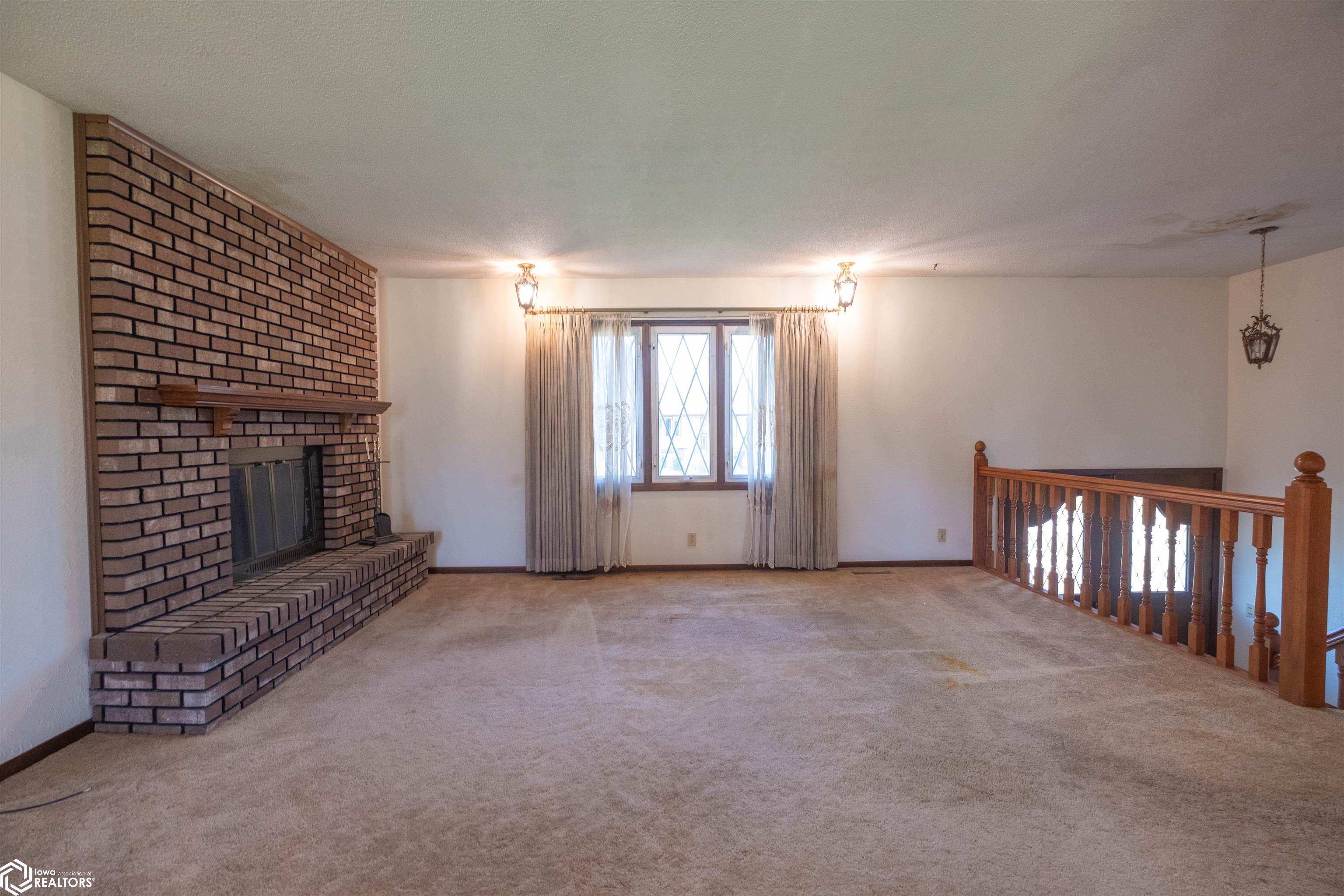 808 Henry Drive, Marshalltown, Iowa image 7