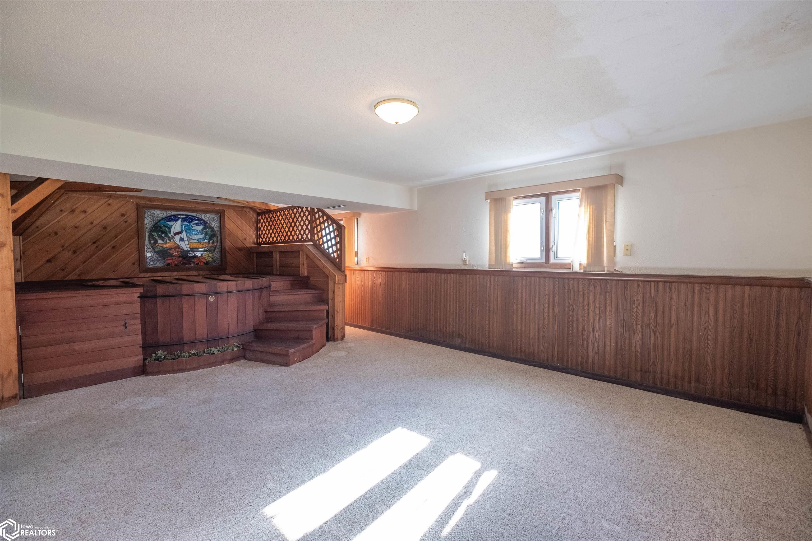808 Henry Drive, Marshalltown, Iowa image 24