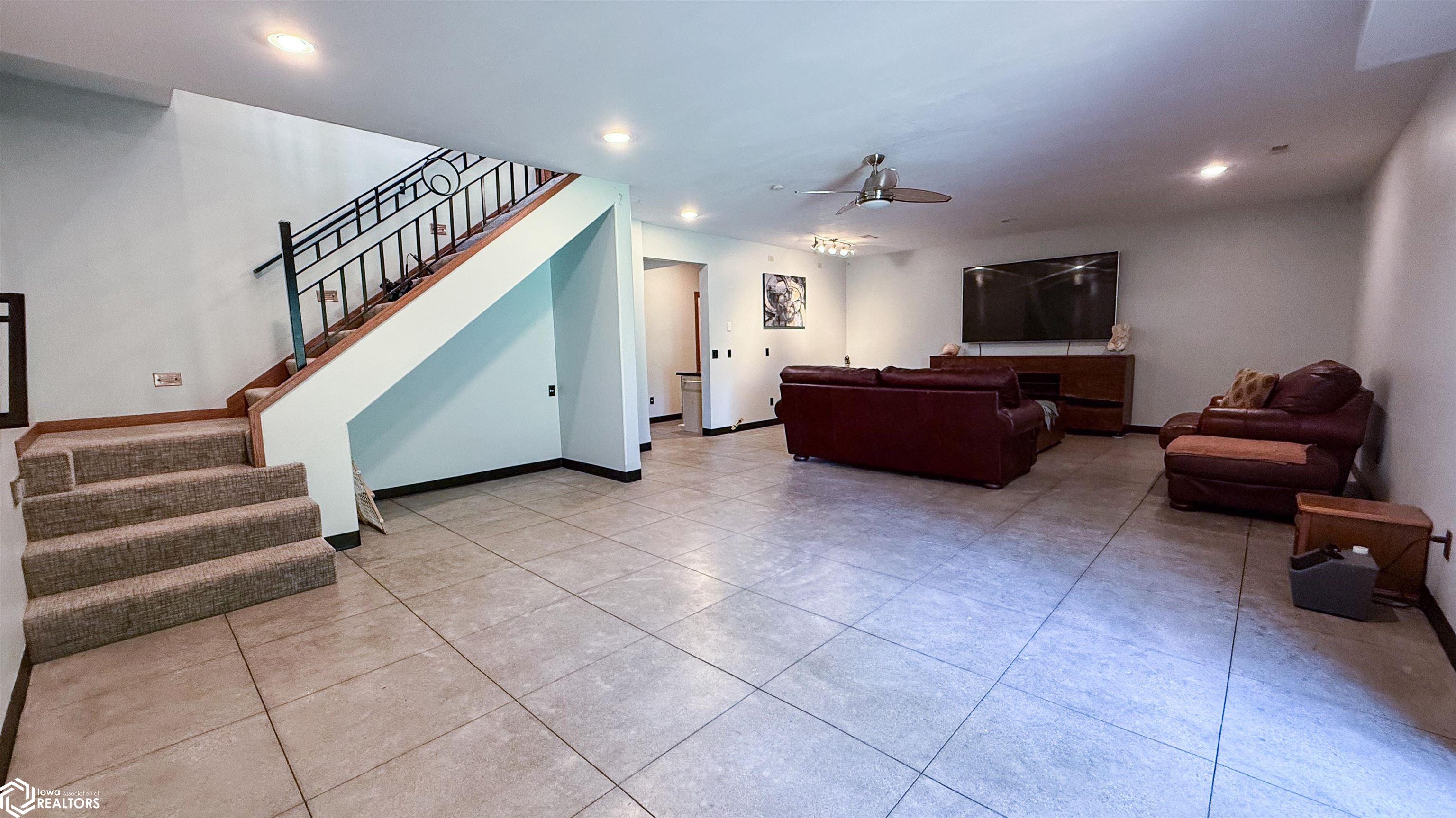 2074 U Avenue, Dow City, Iowa image 12